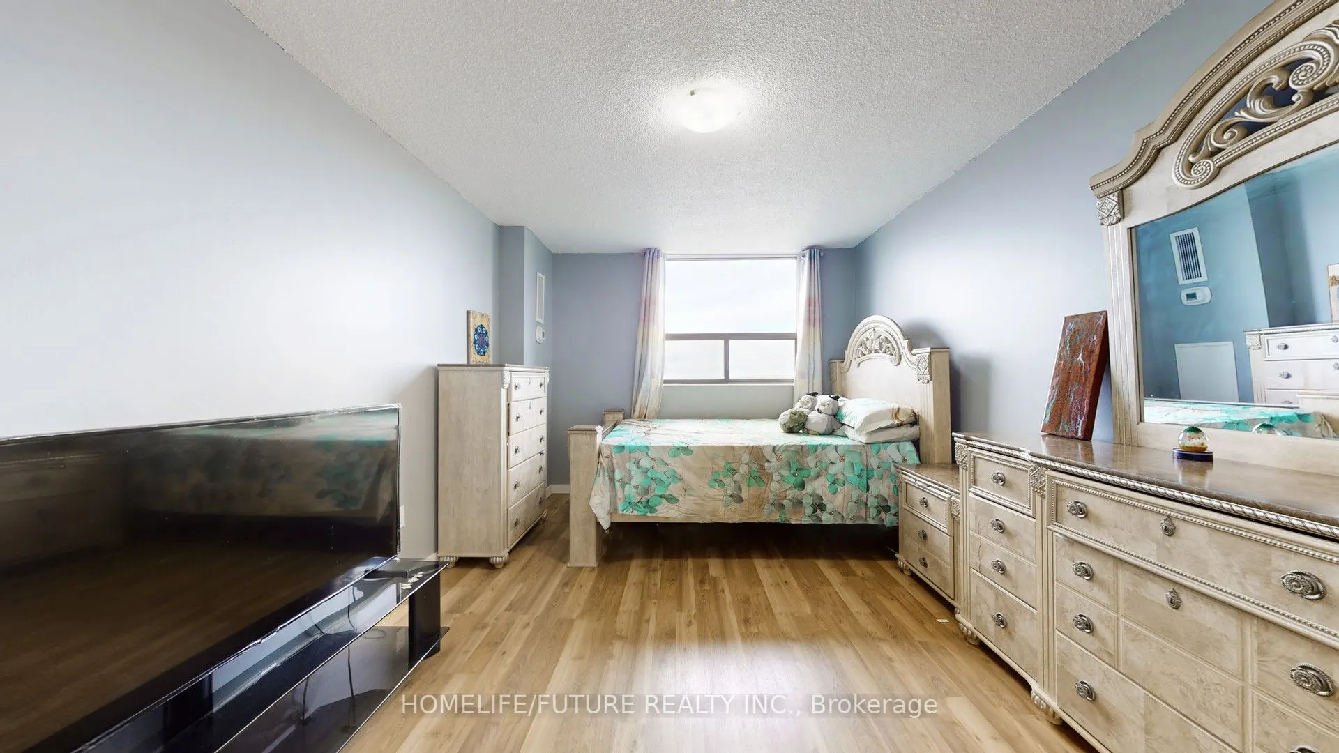 301 Prudential Drive, #1212