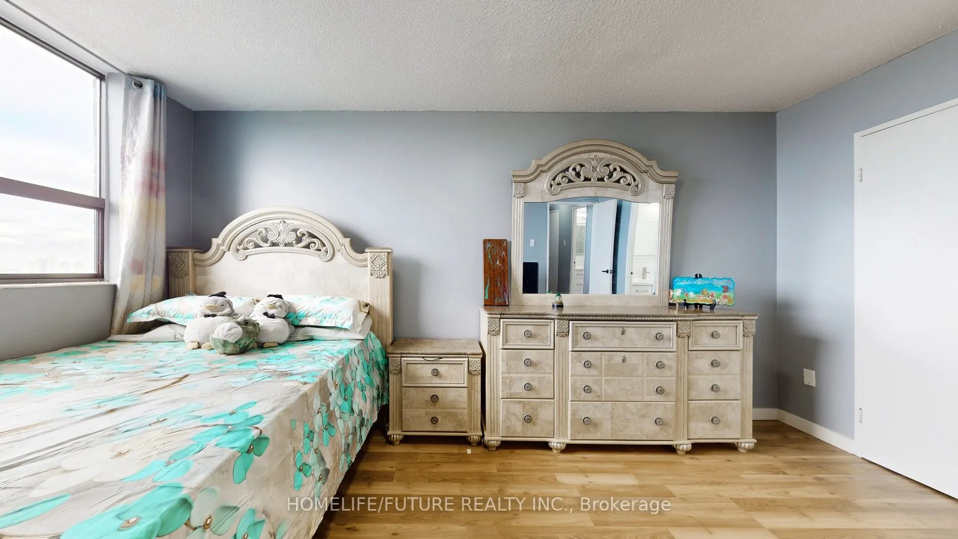 301 Prudential Drive, #1212