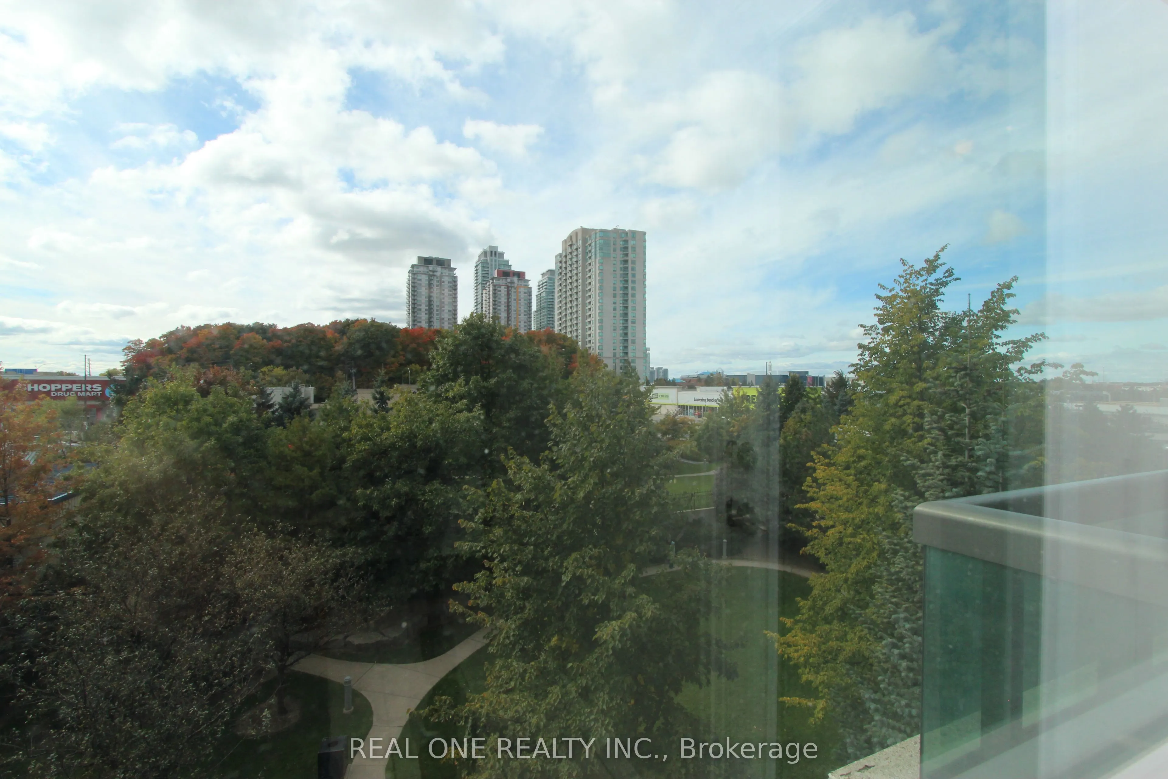 68 Grangeway Avenue, #511