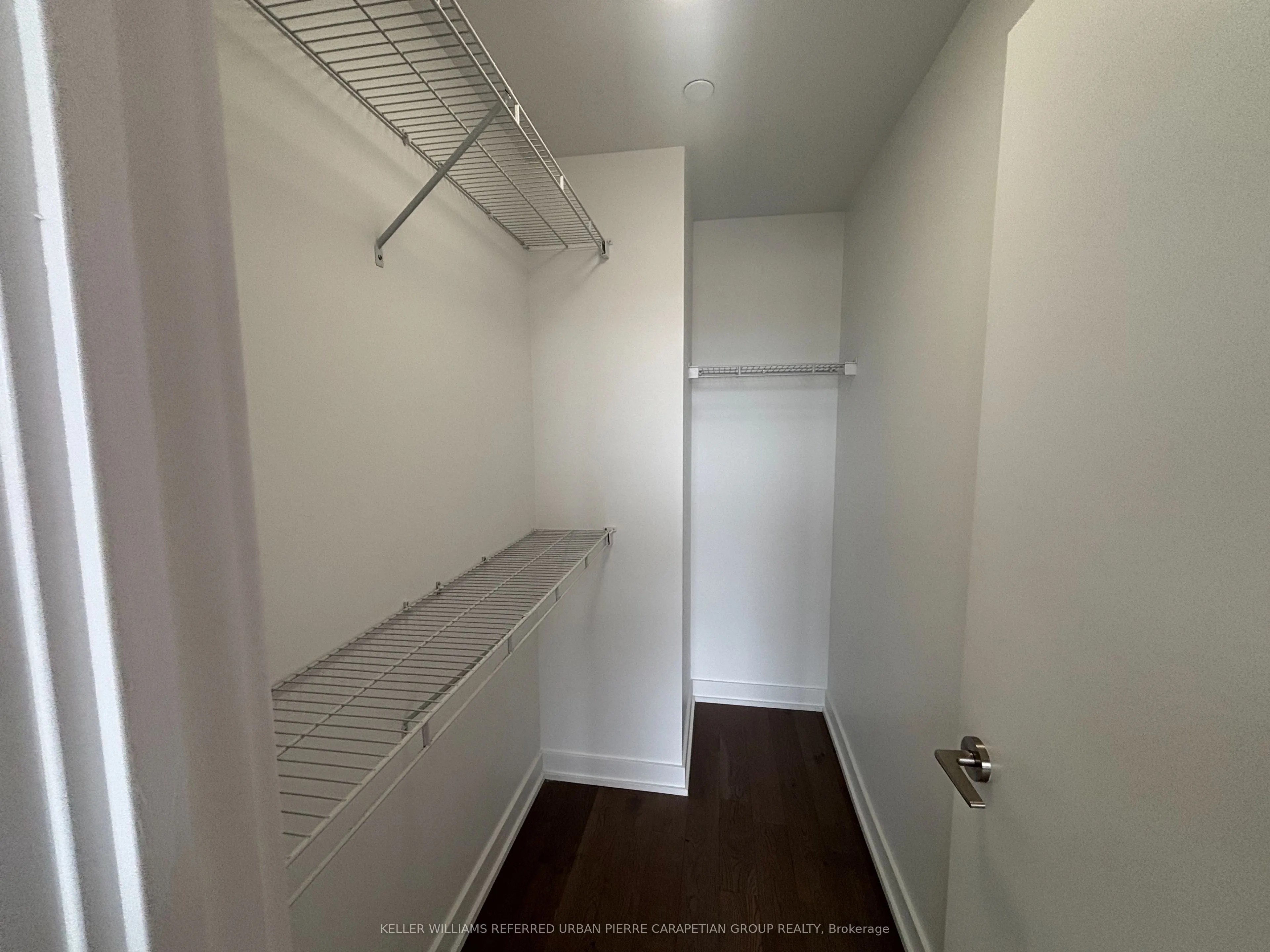 1190 Dundas Street, #721