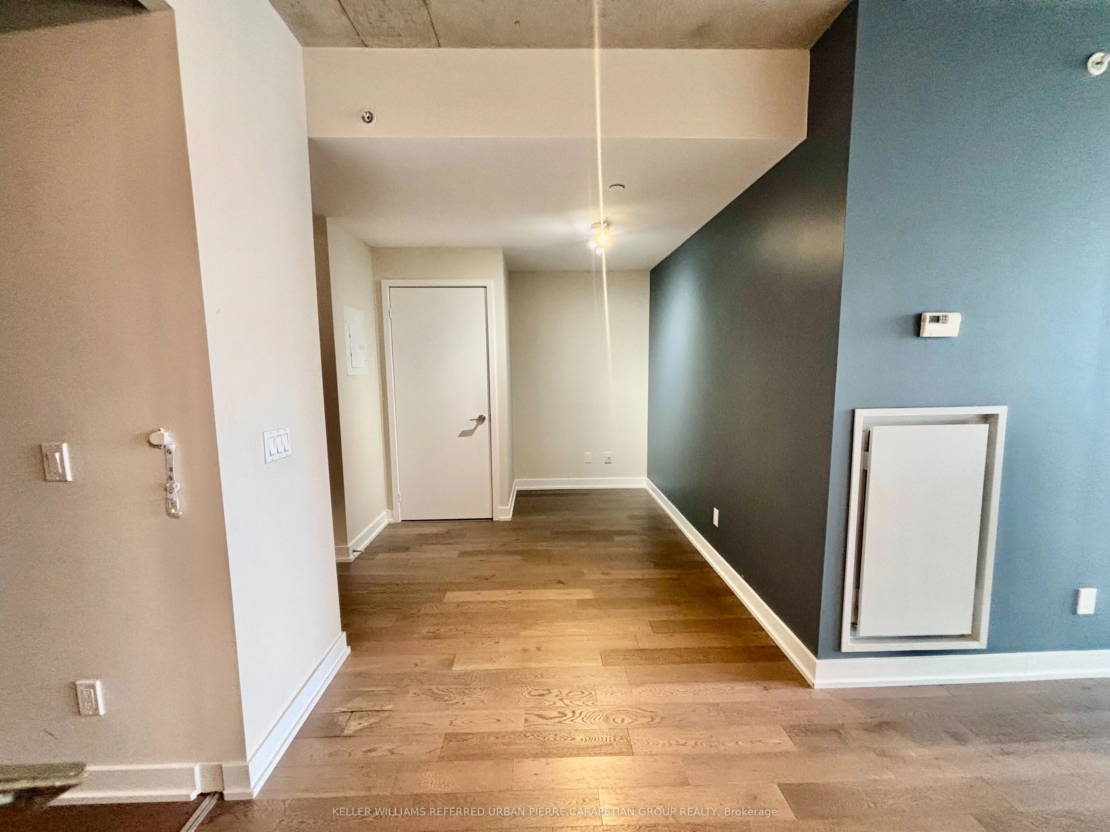 1190 Dundas Street, #721