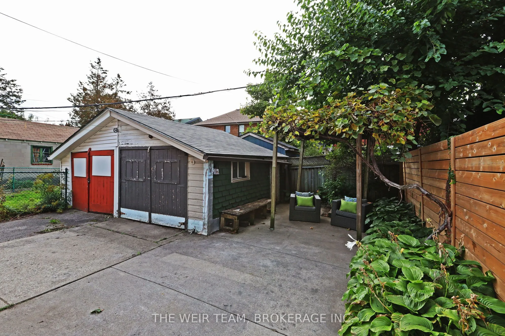 157 Mortimer Avenue