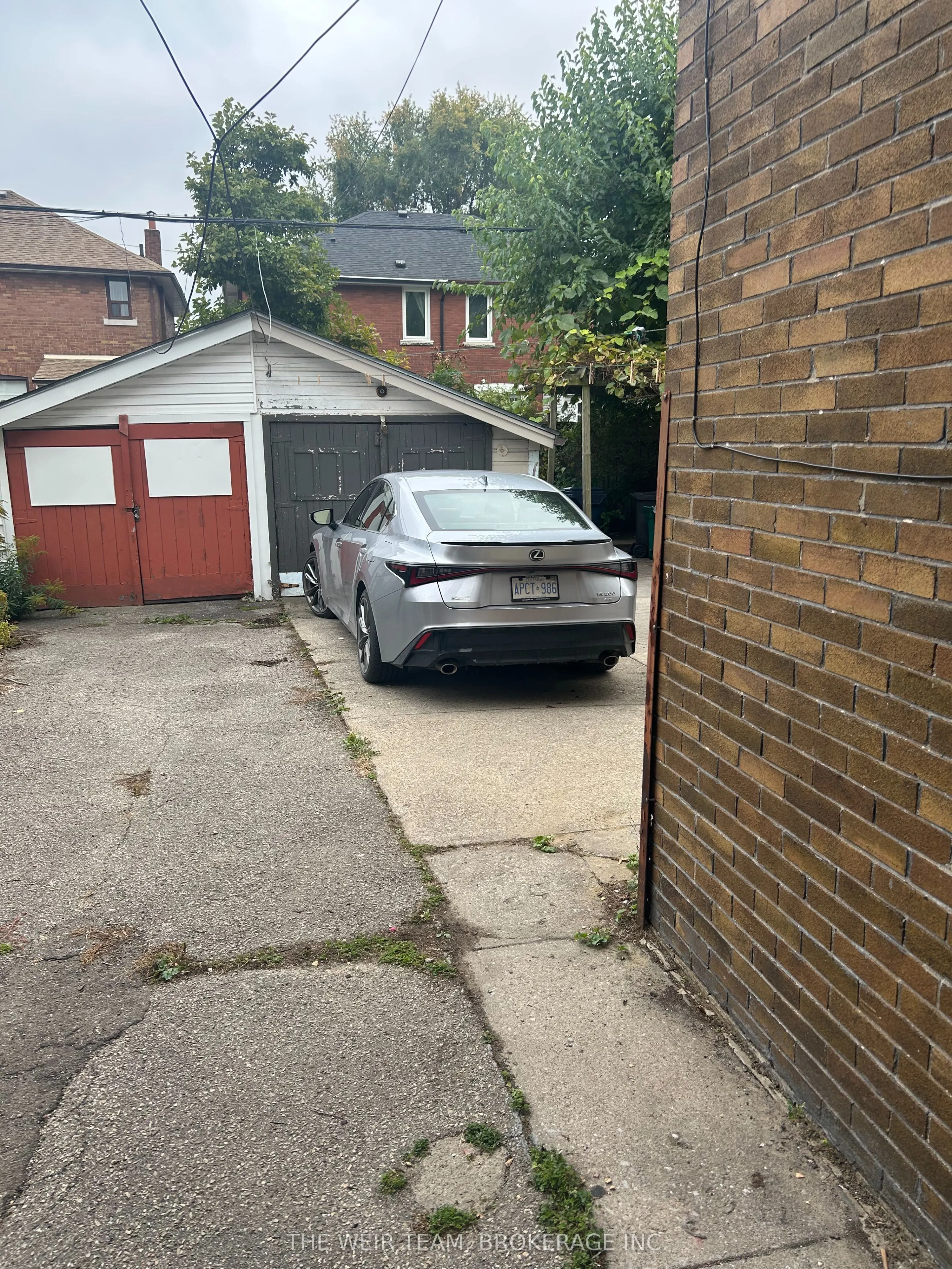157 Mortimer Avenue