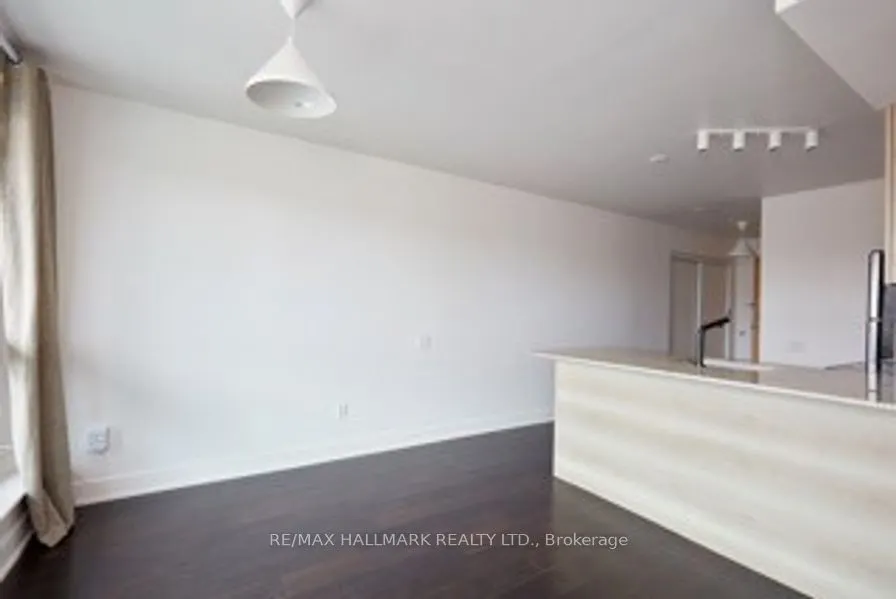 1048 Broadview Avenue, #306