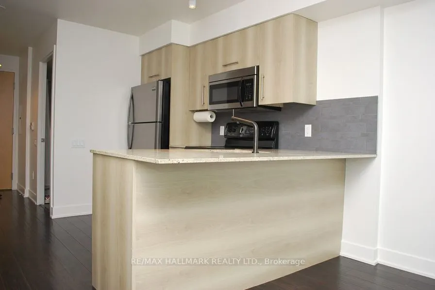 1048 Broadview Avenue, #306