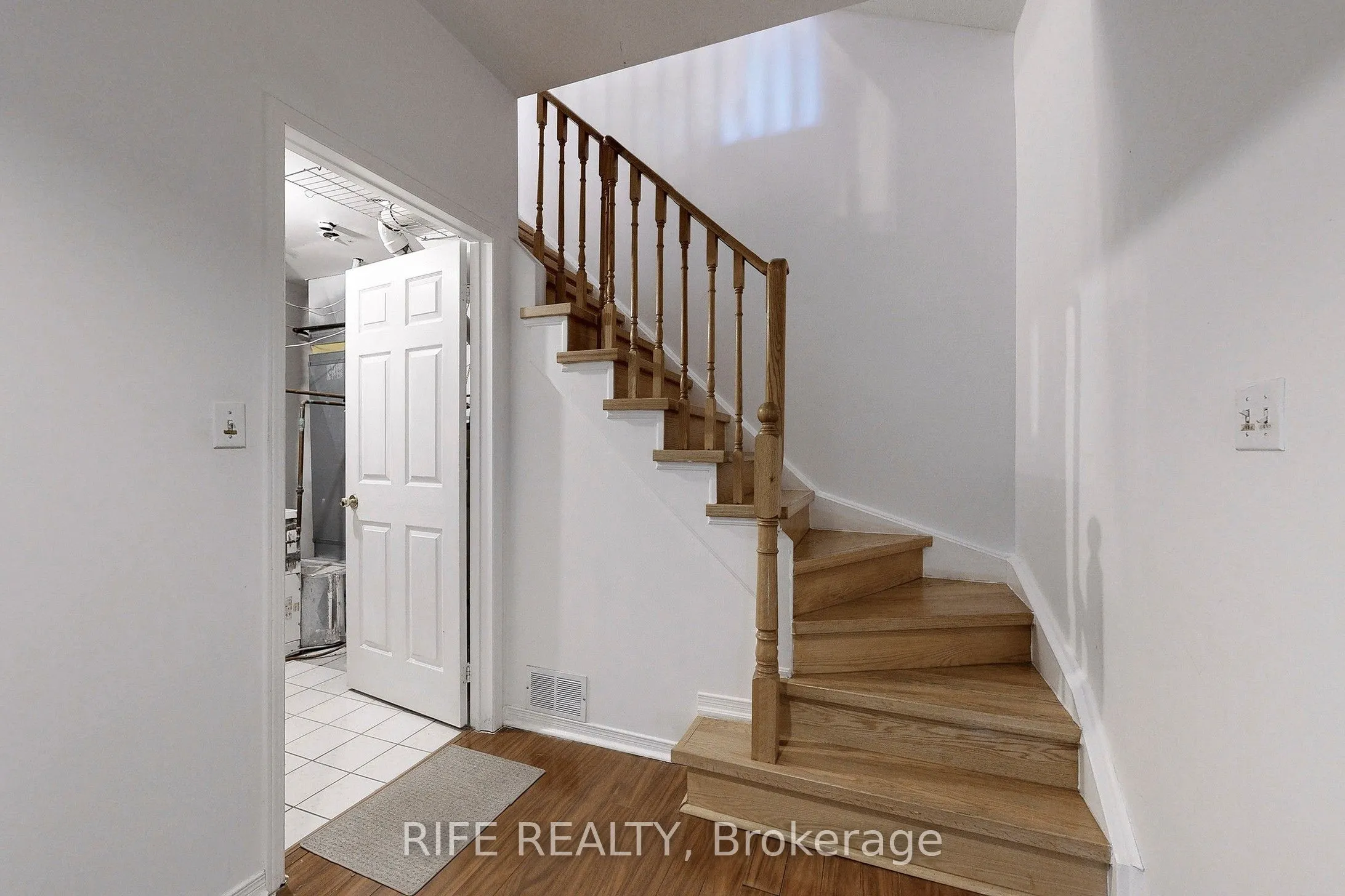 28 Rosebank Drive, #703