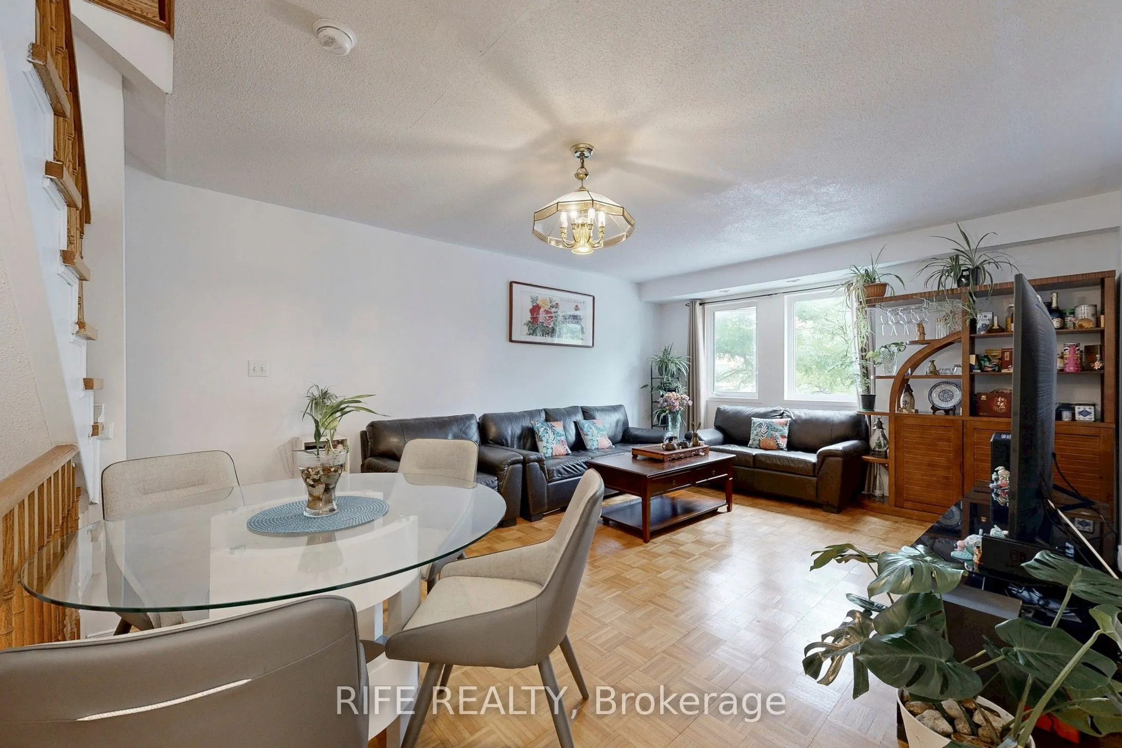 28 Rosebank Drive, #703