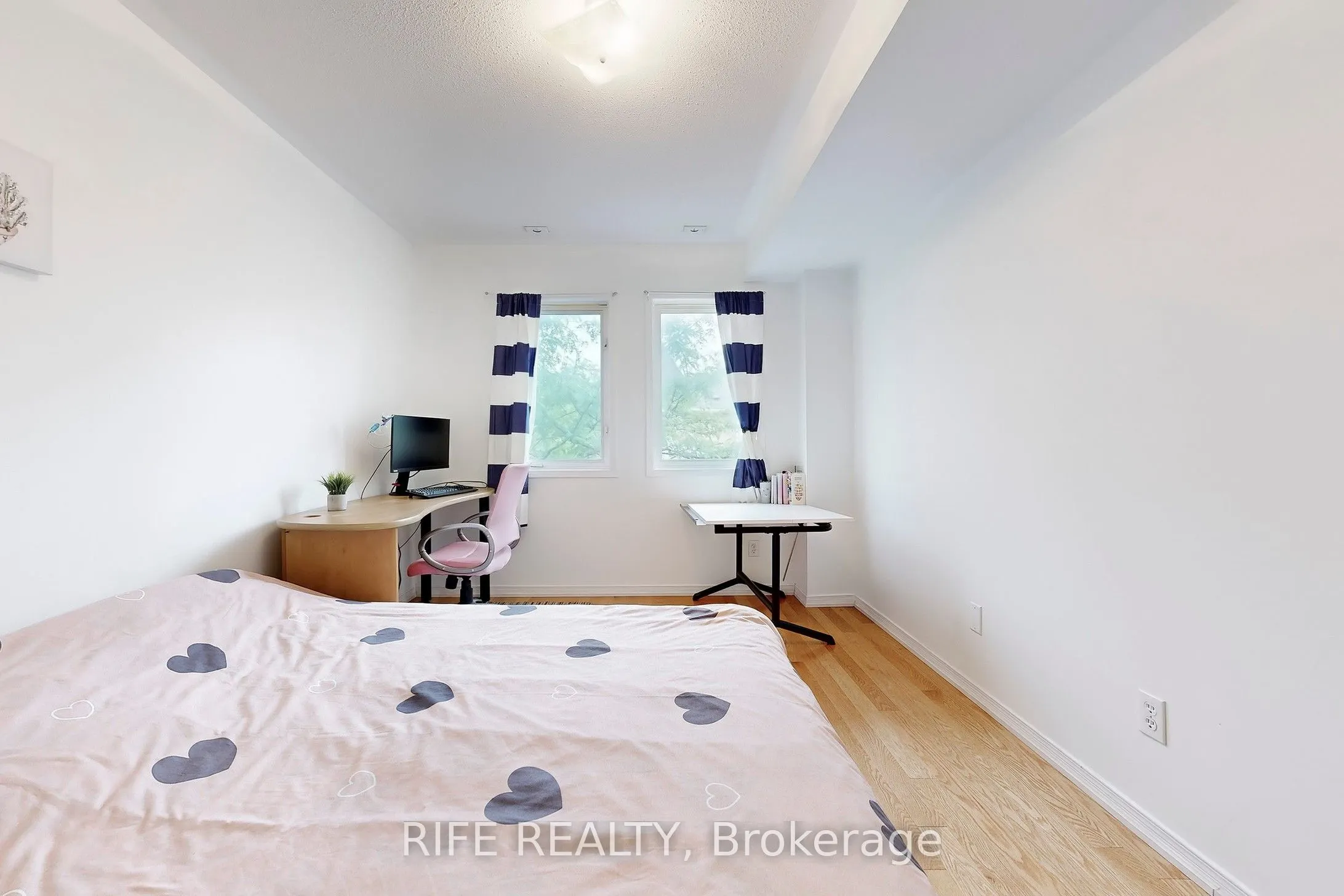 28 Rosebank Drive, #703