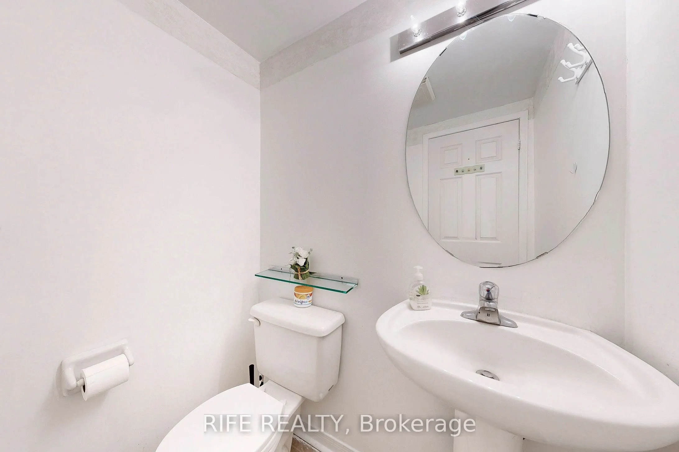 28 Rosebank Drive, #703