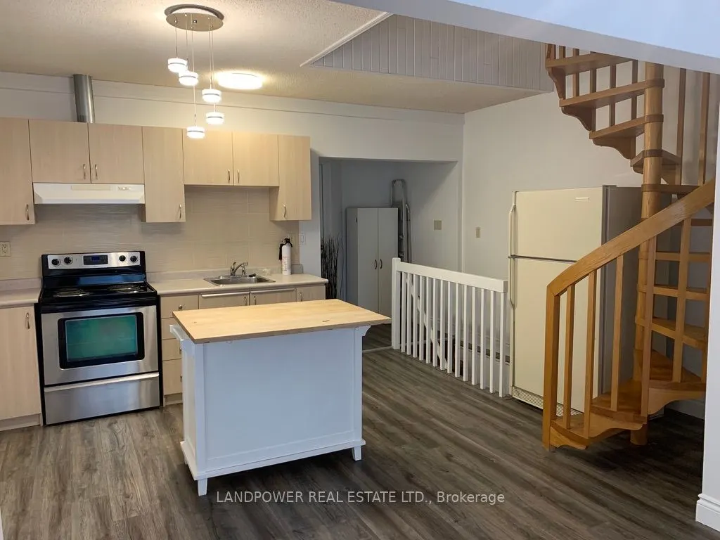 178 Coleman Avenue, #Front unit with basement