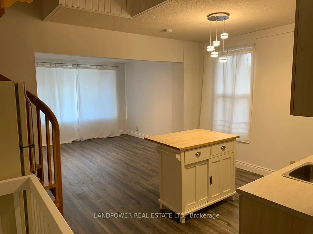 178 Coleman Avenue, #Front unit with basement