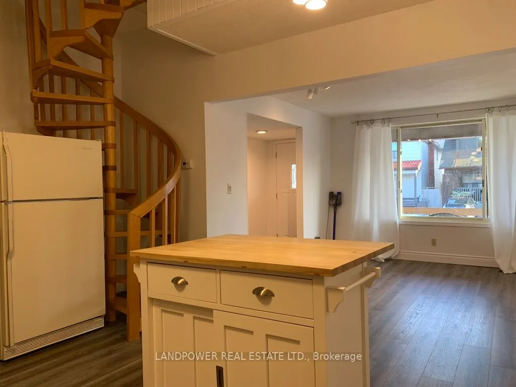 178 Coleman Avenue, #Front unit with basement