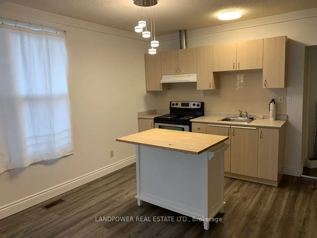 178 Coleman Avenue, #Front unit with basement