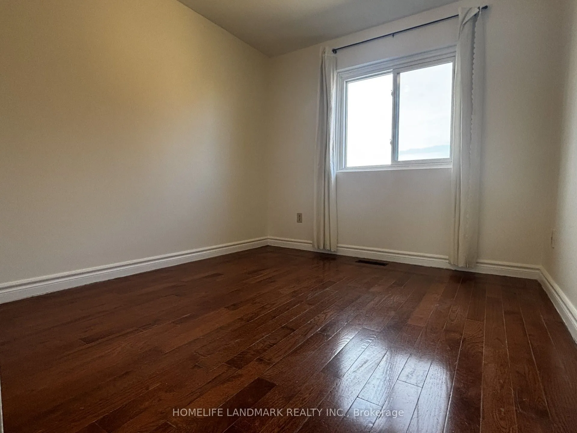 254 Sprucewood Court, #27