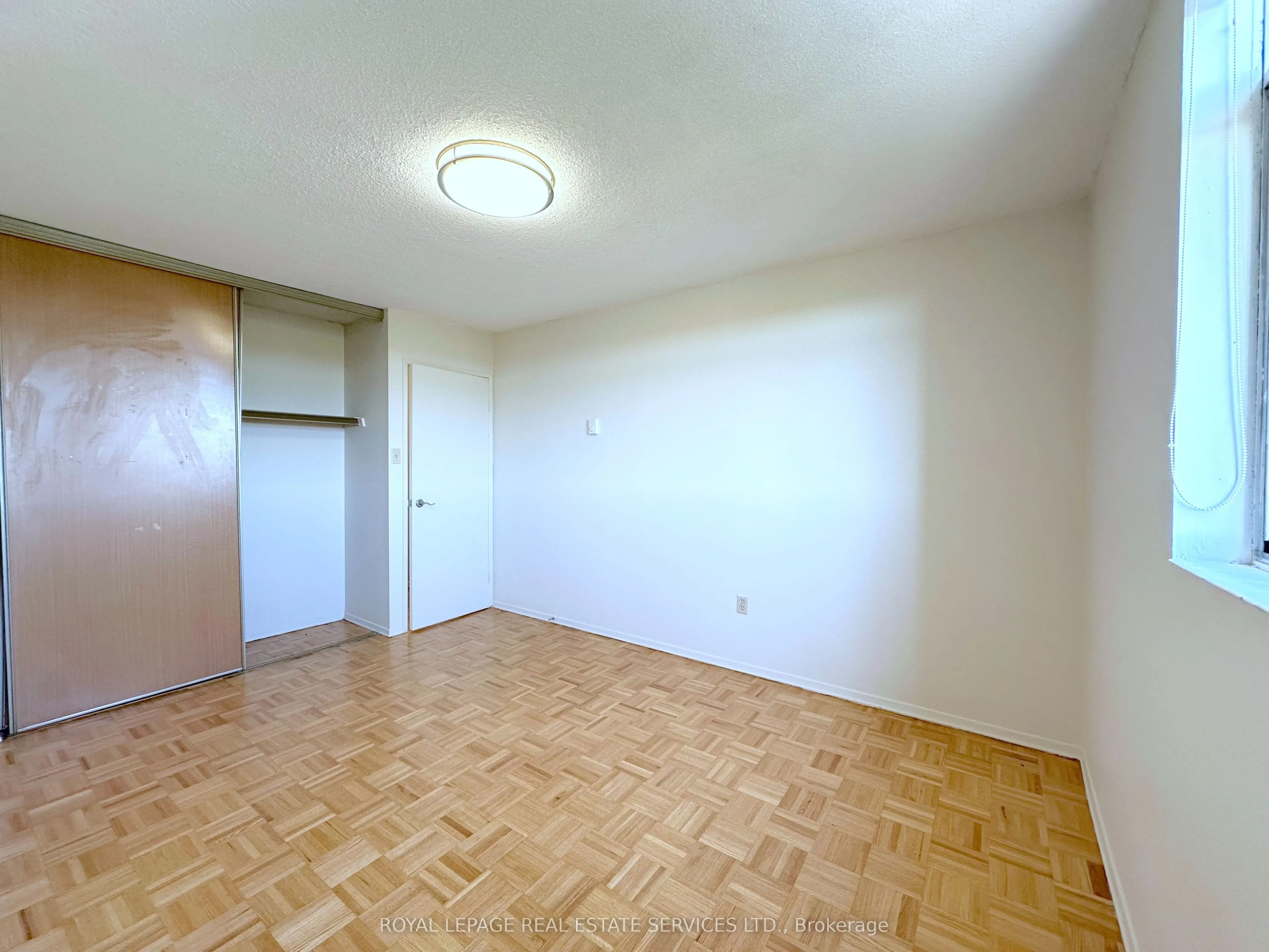 30 Denton Avenue, #1014