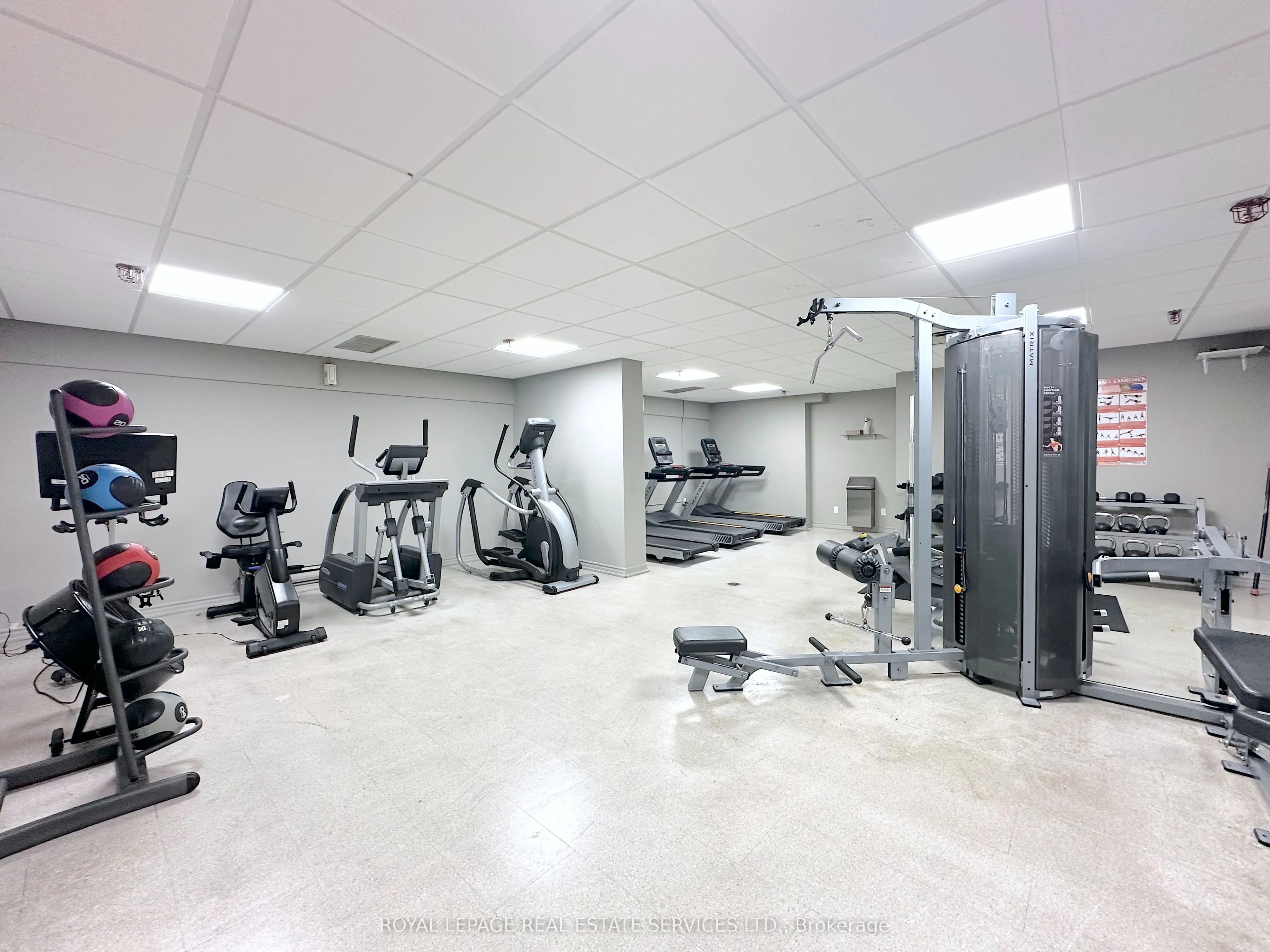 30 Denton Avenue, #1014