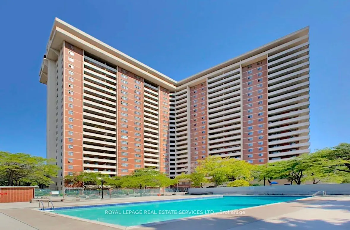 30 Denton Avenue, #215