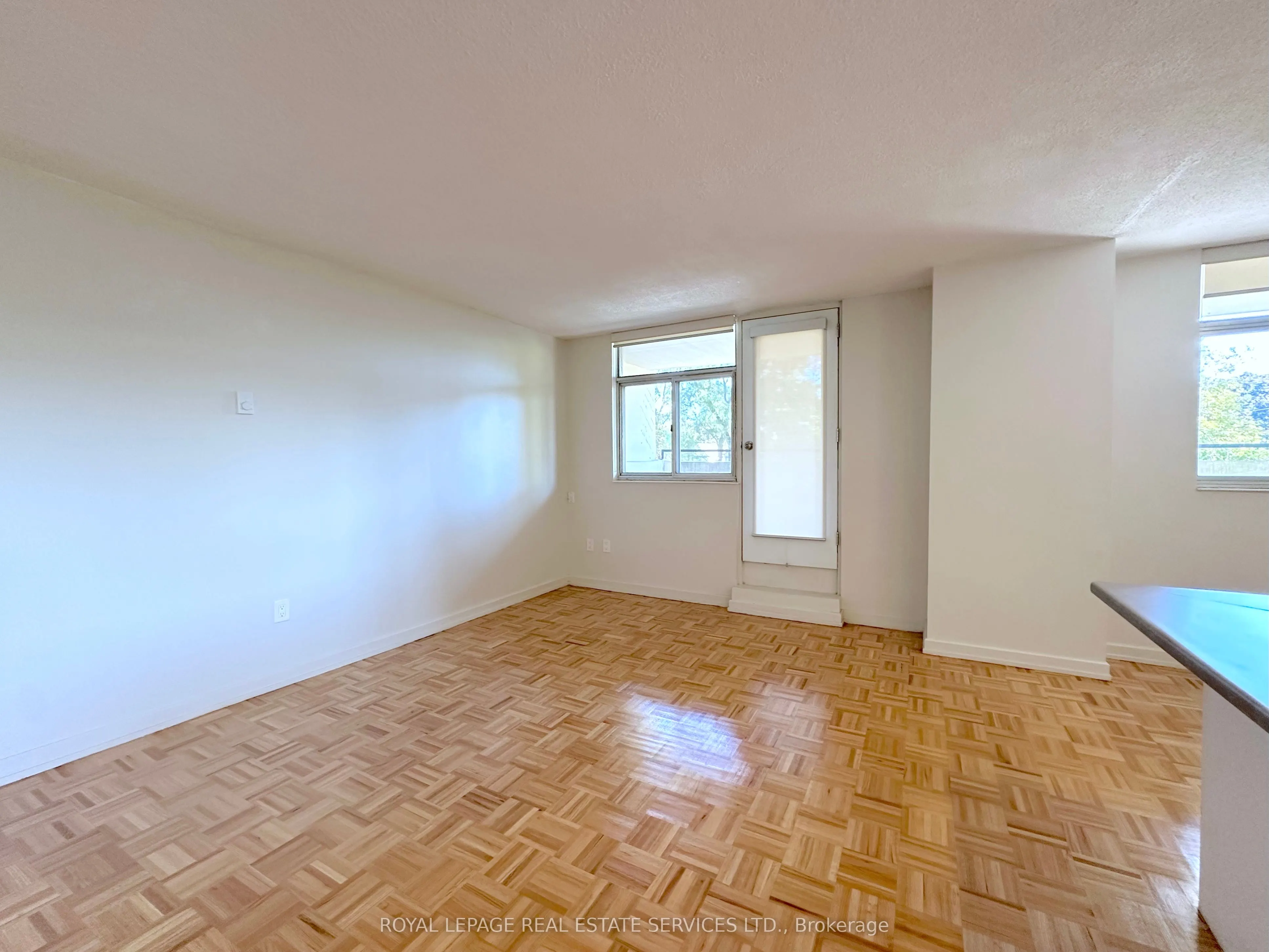 30 Denton Avenue, #215