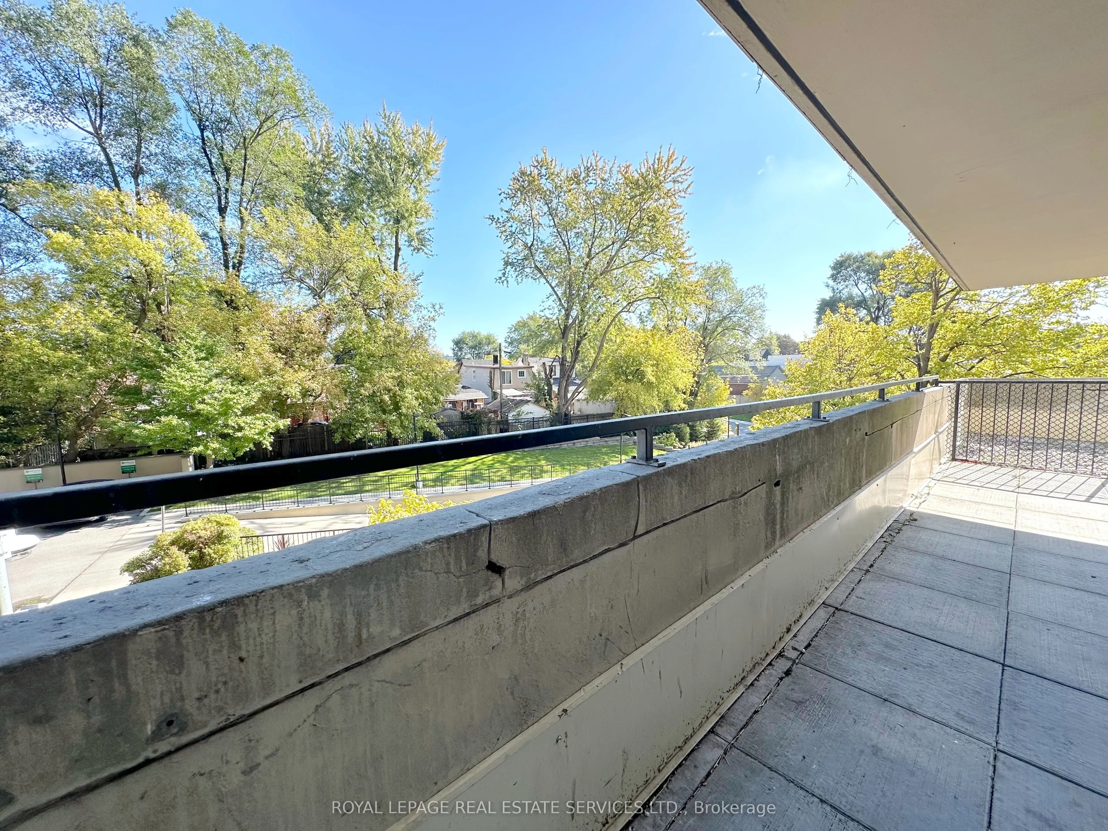 30 Denton Avenue, #215