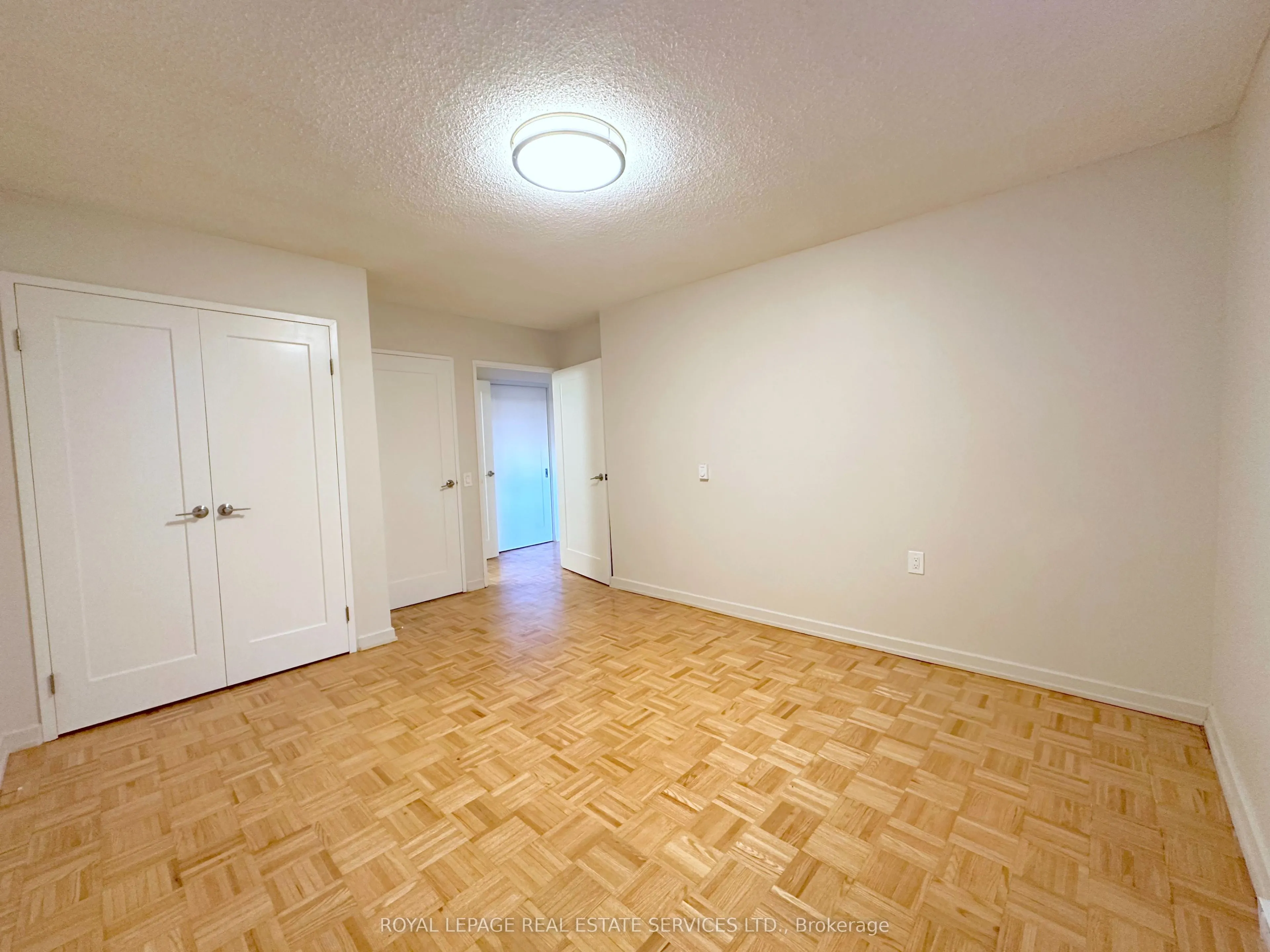30 Denton Avenue, #115