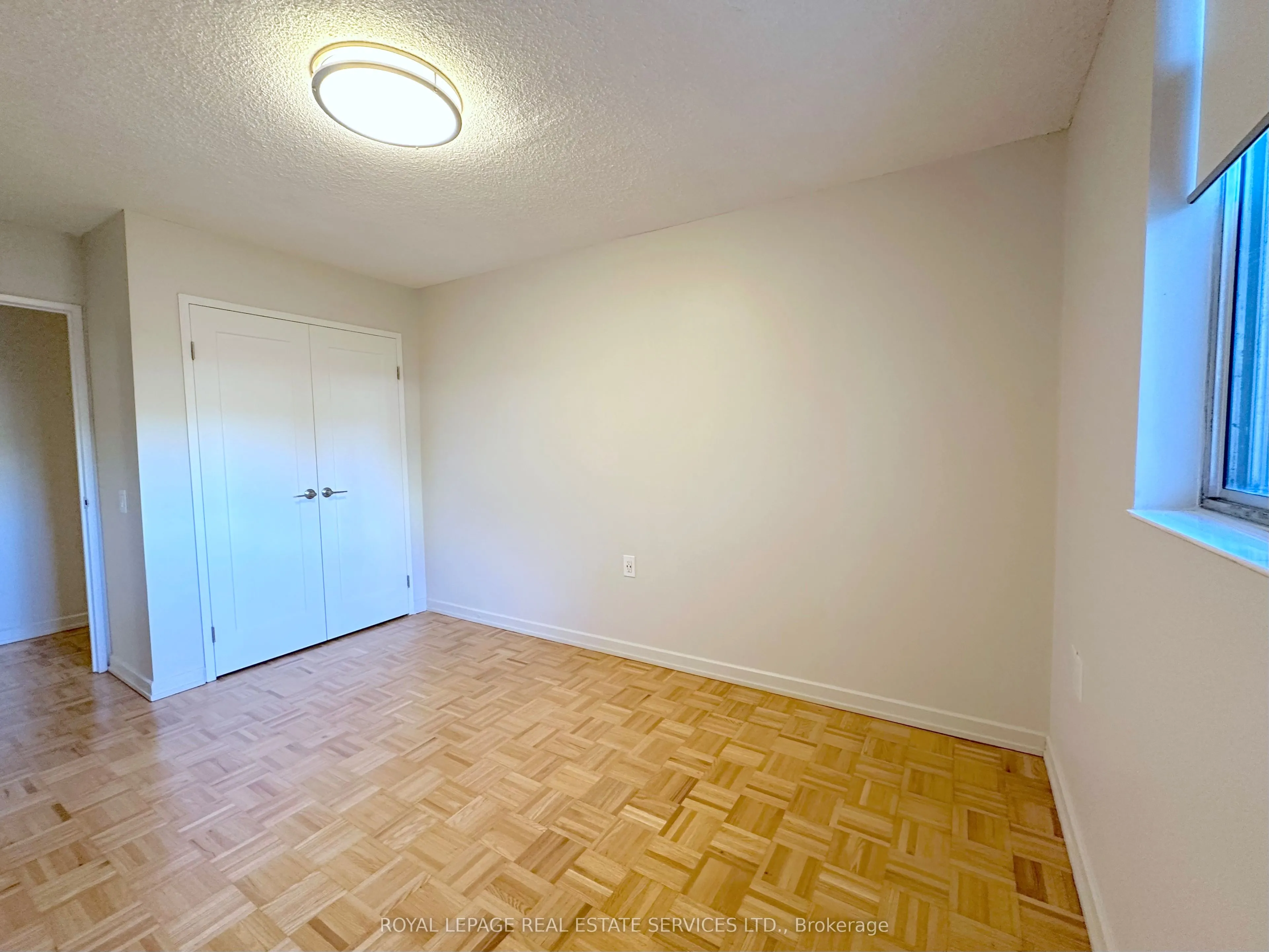 30 Denton Avenue, #115