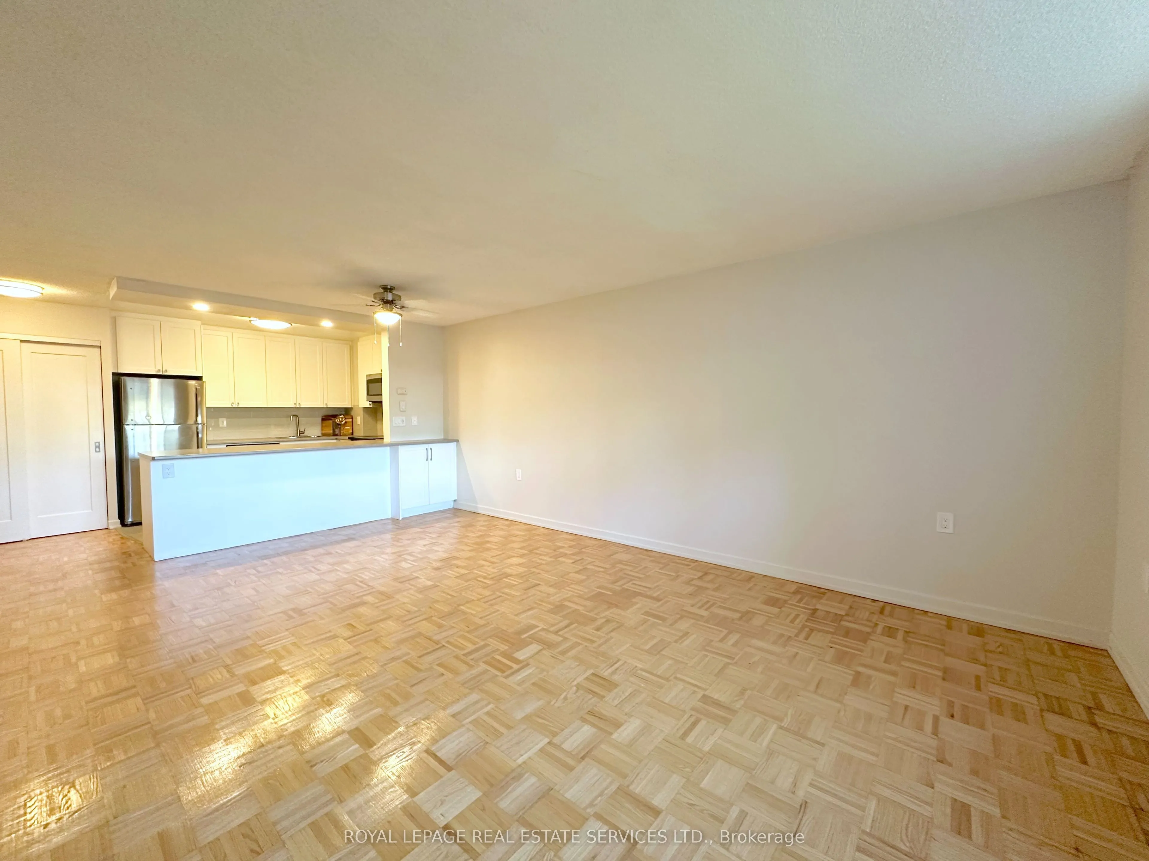 30 Denton Avenue, #115