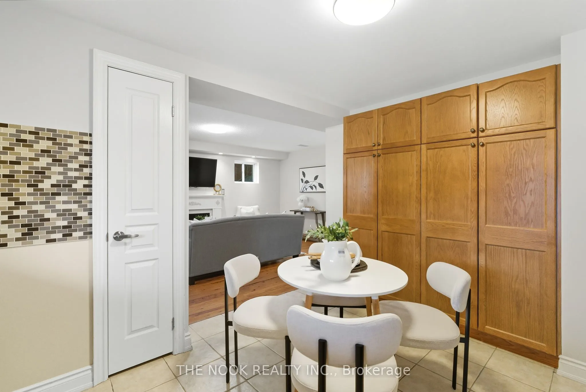 42 Bridle Court