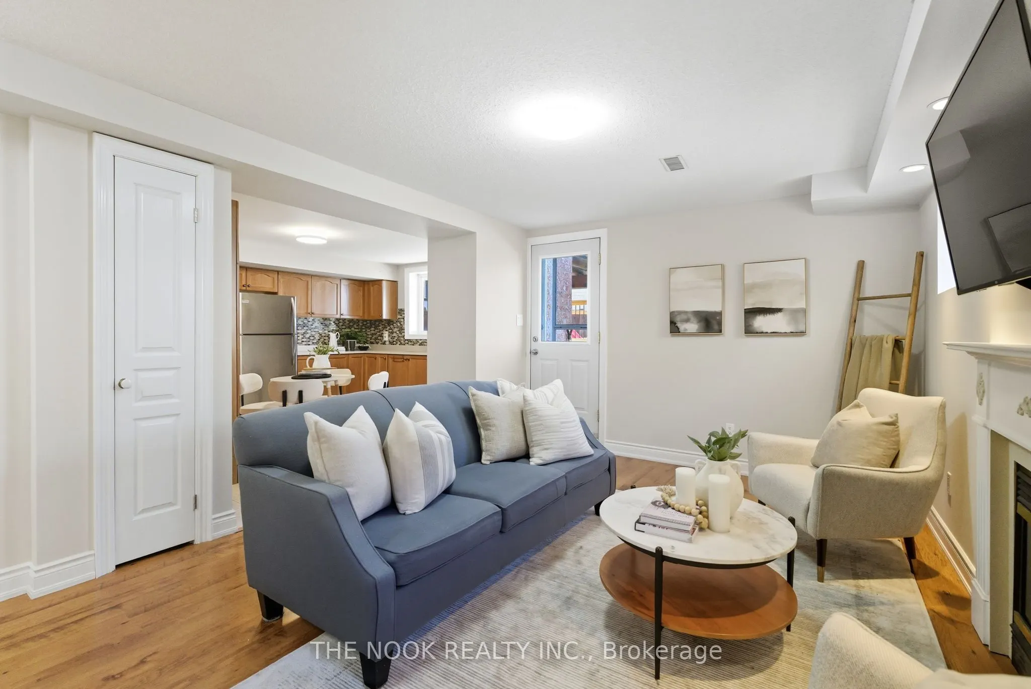 42 Bridle Court