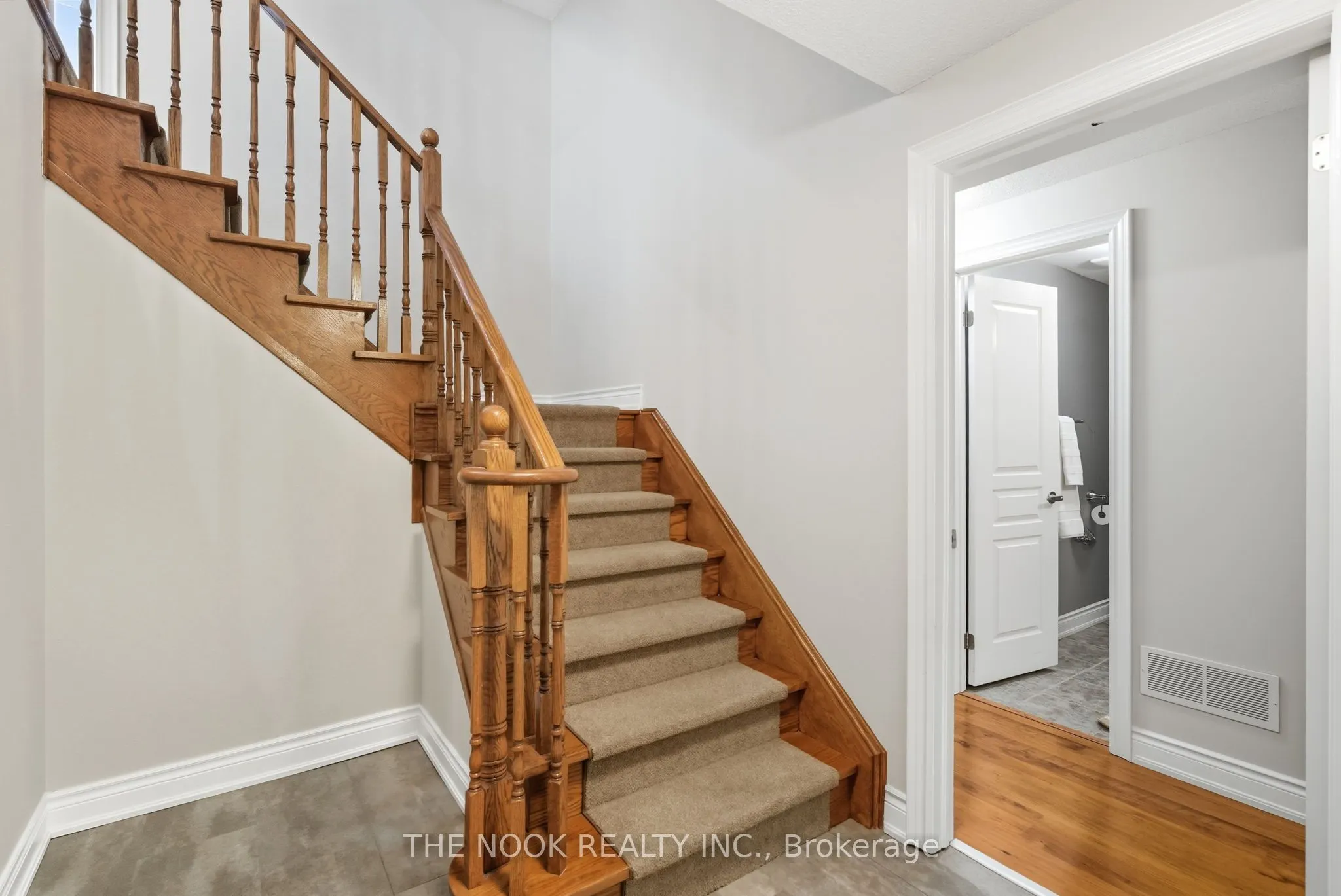 42 Bridle Court