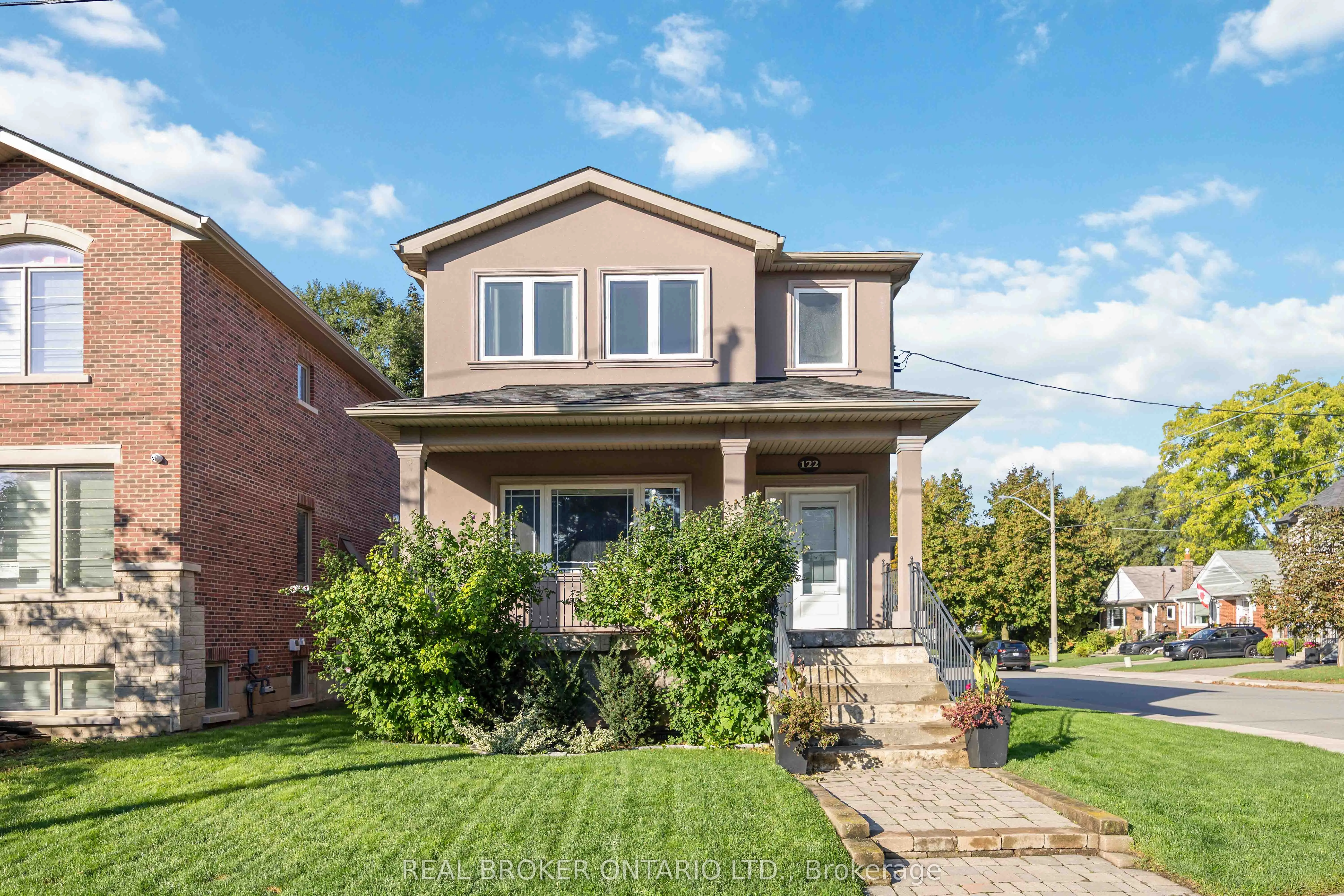 122 Cedarcrest Boulevard