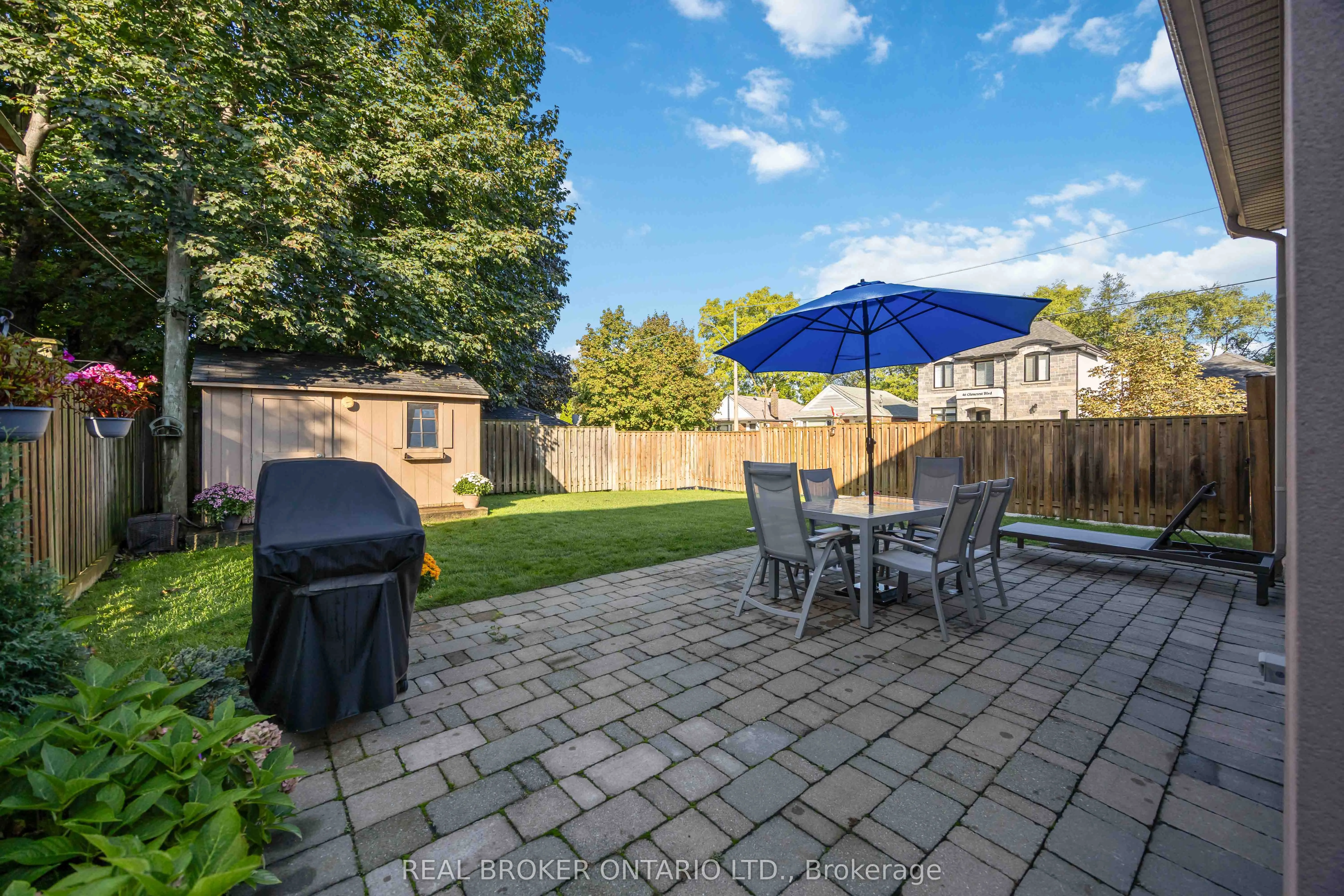 122 Cedarcrest Boulevard