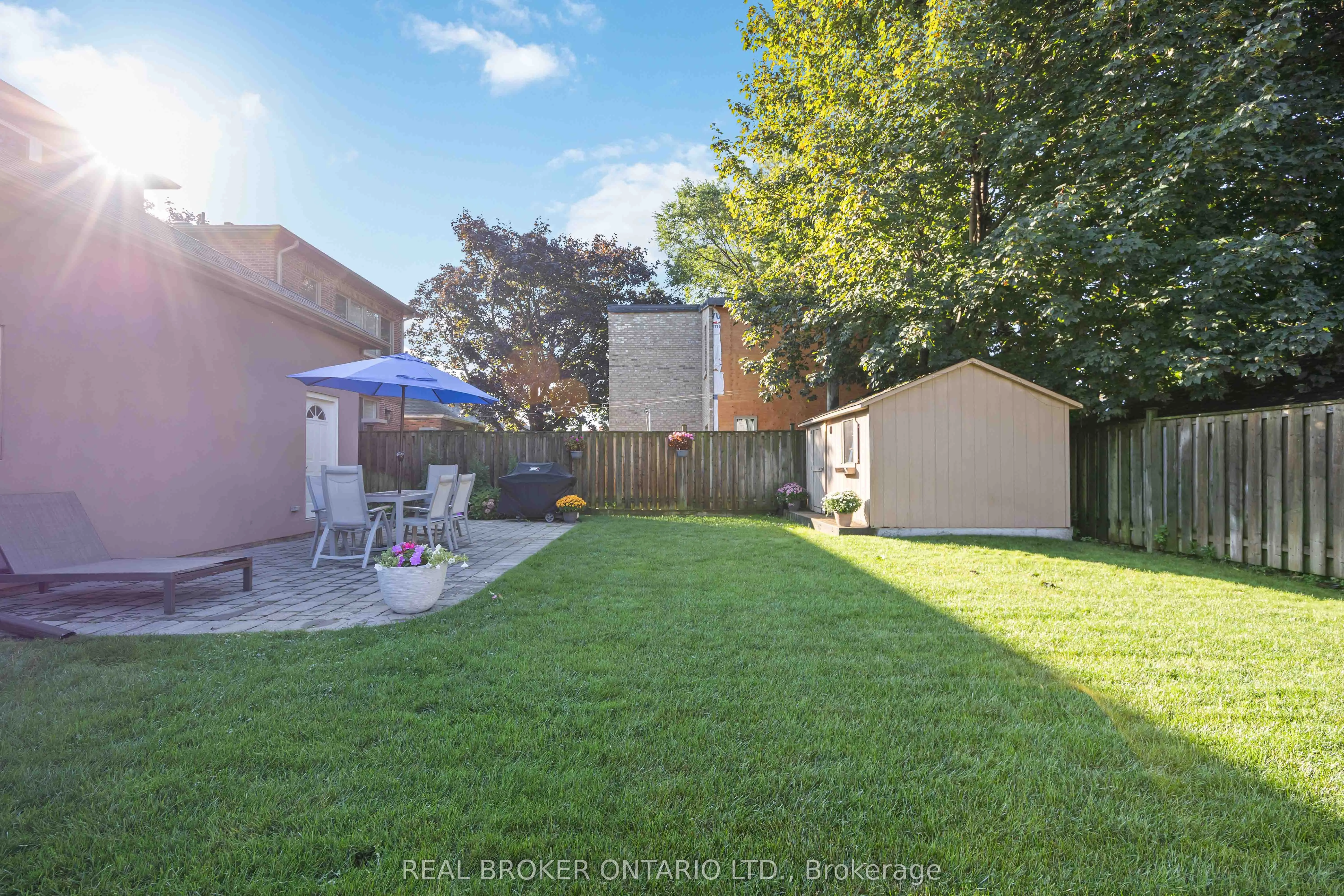 122 Cedarcrest Boulevard