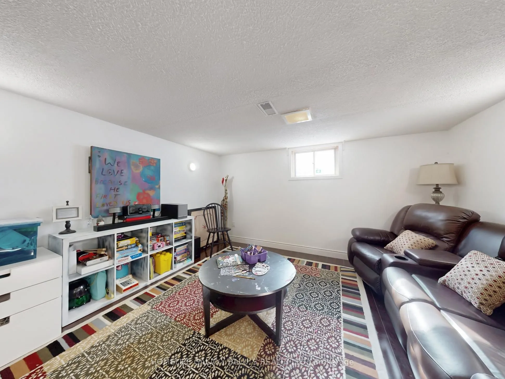 28 Ronway Crescent