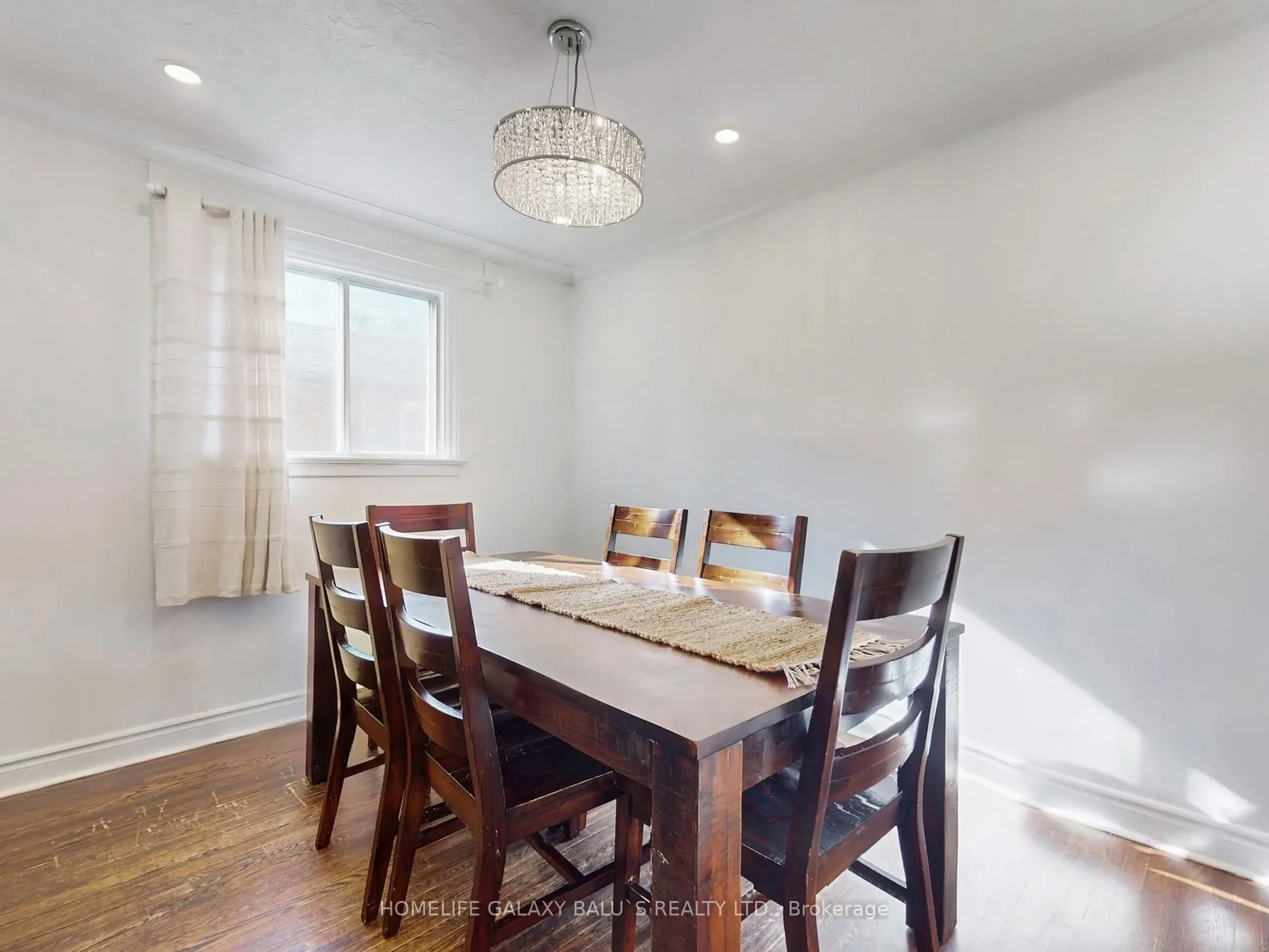 28 Ronway Crescent