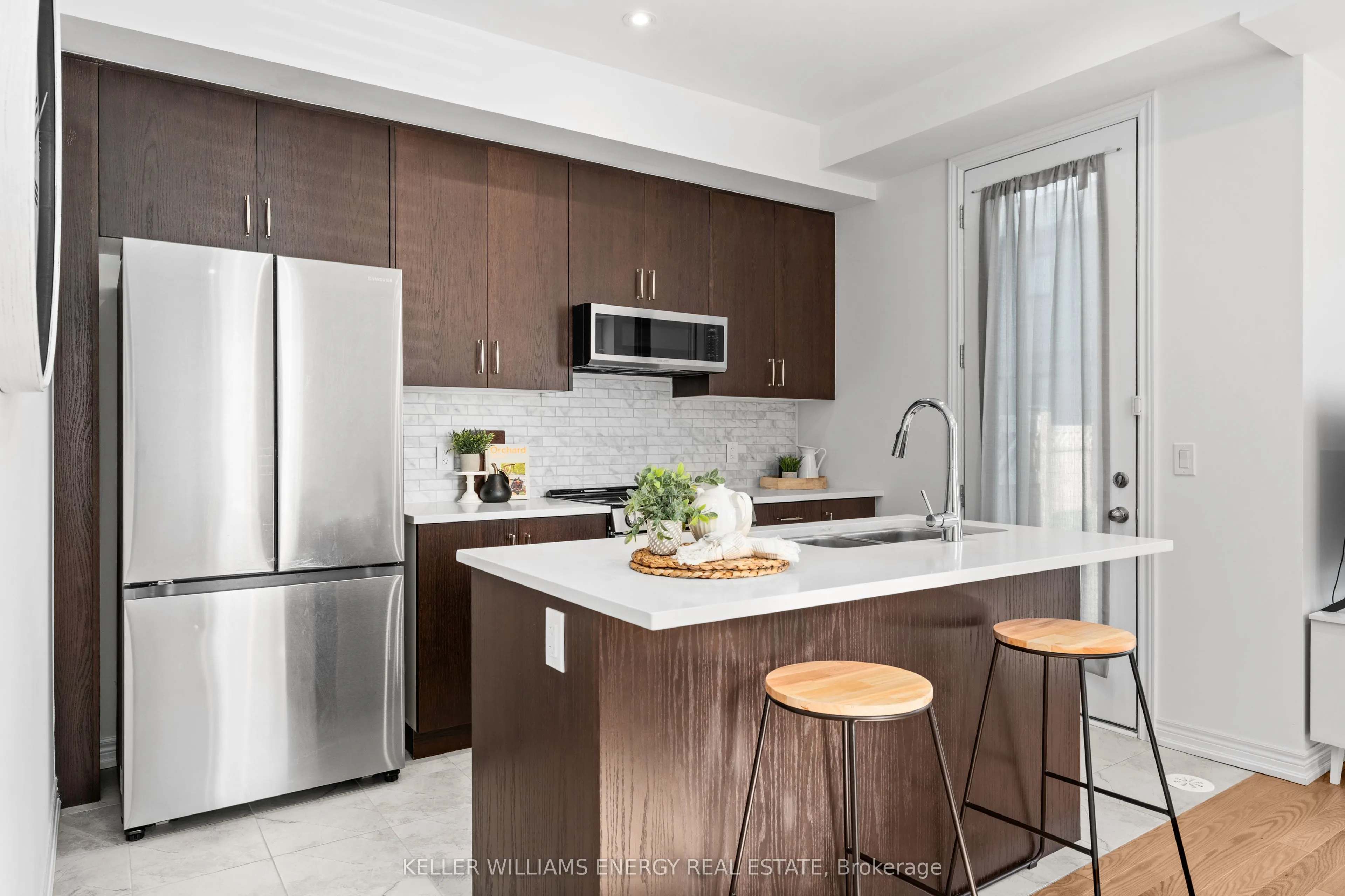 62 Sorbara Way