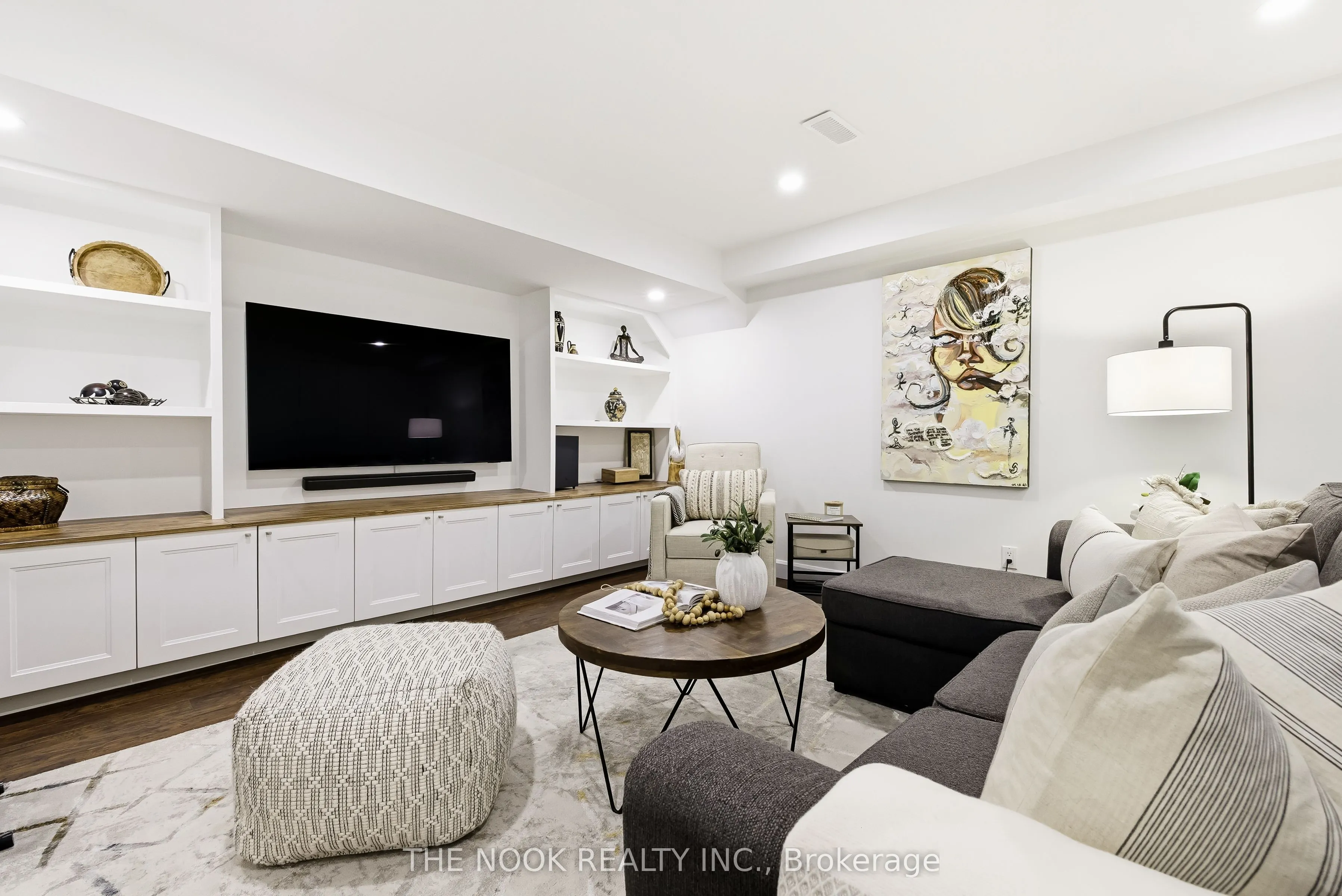 1995 Royal Road, #102