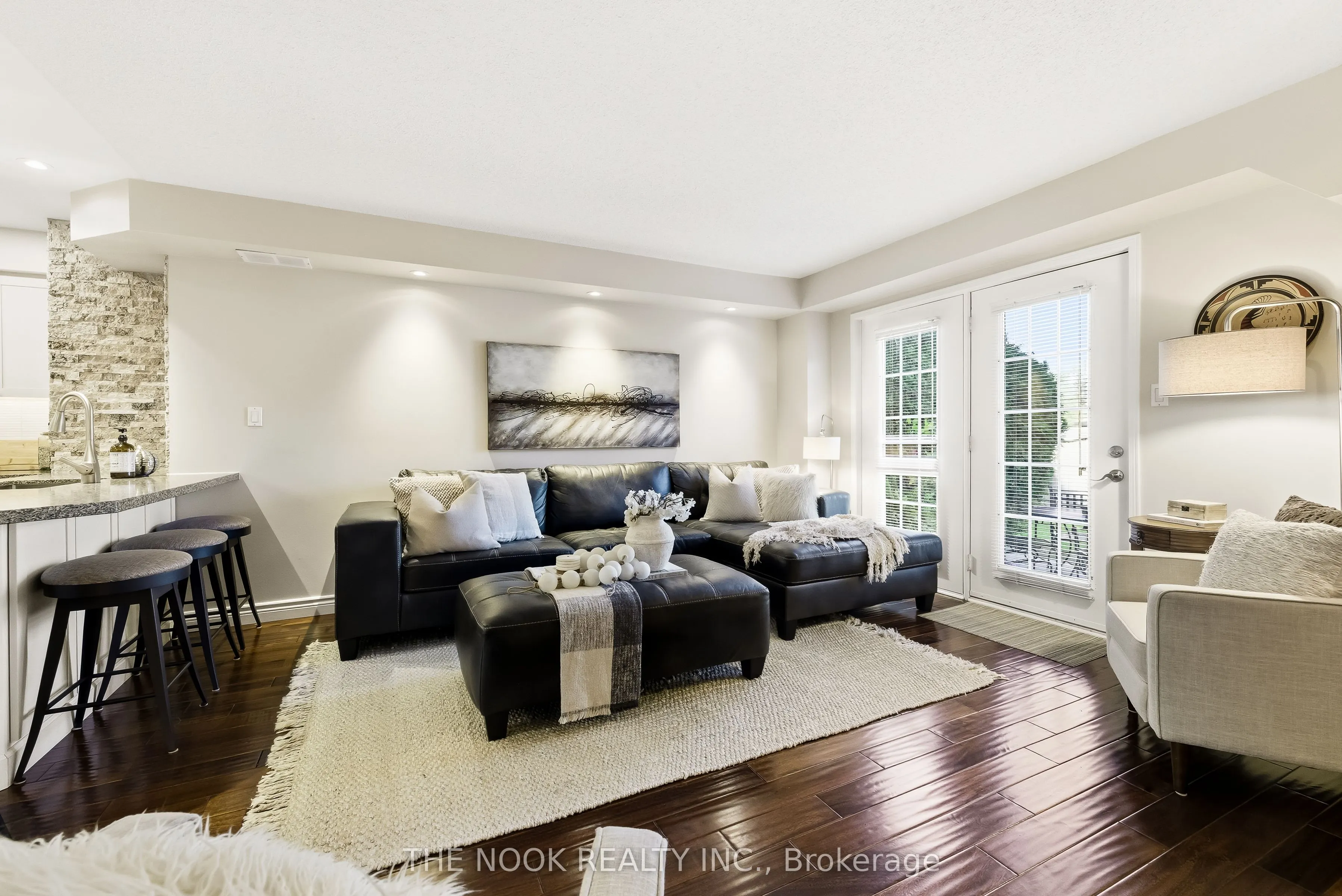 1995 Royal Road, #102