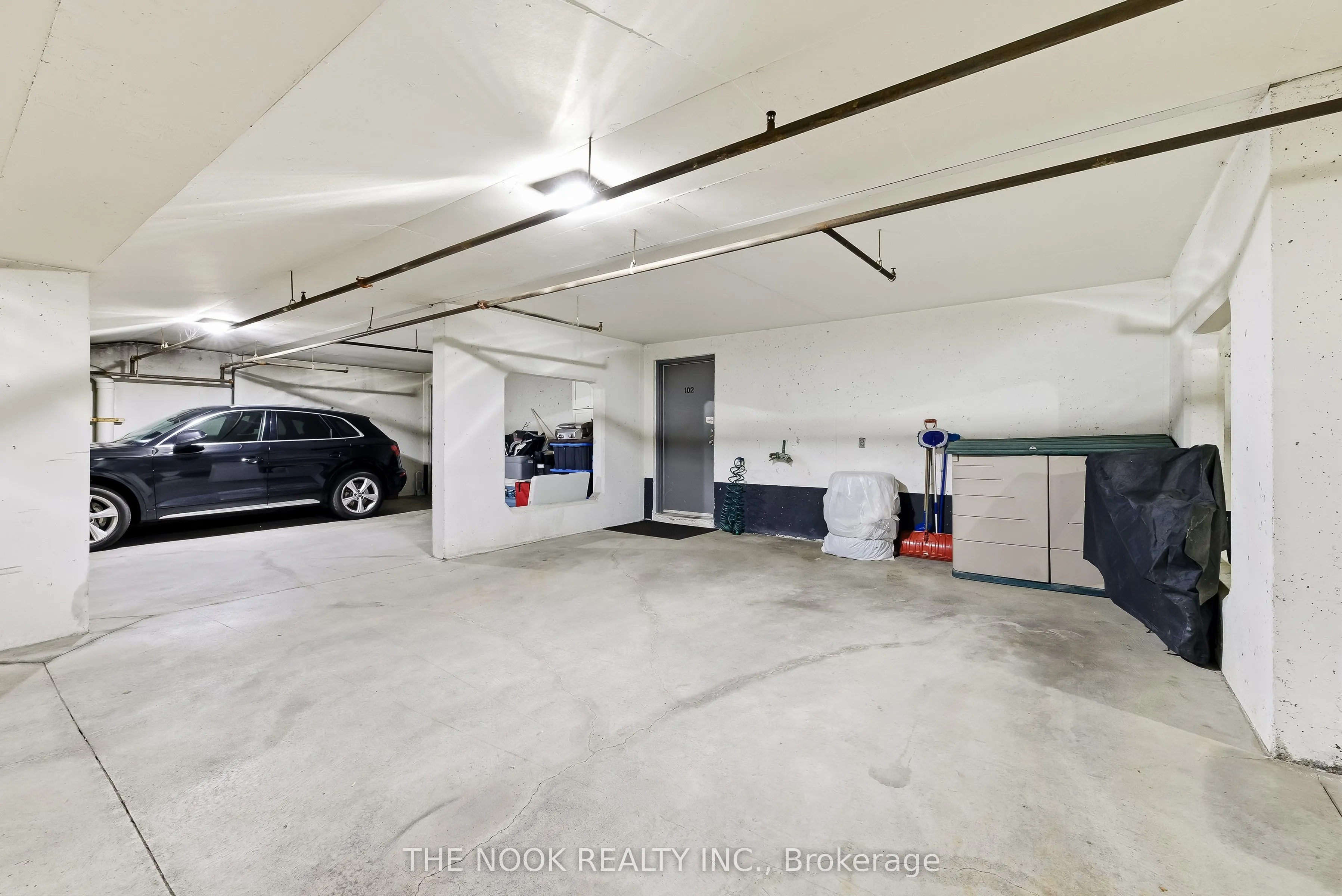 1995 Royal Road, #102