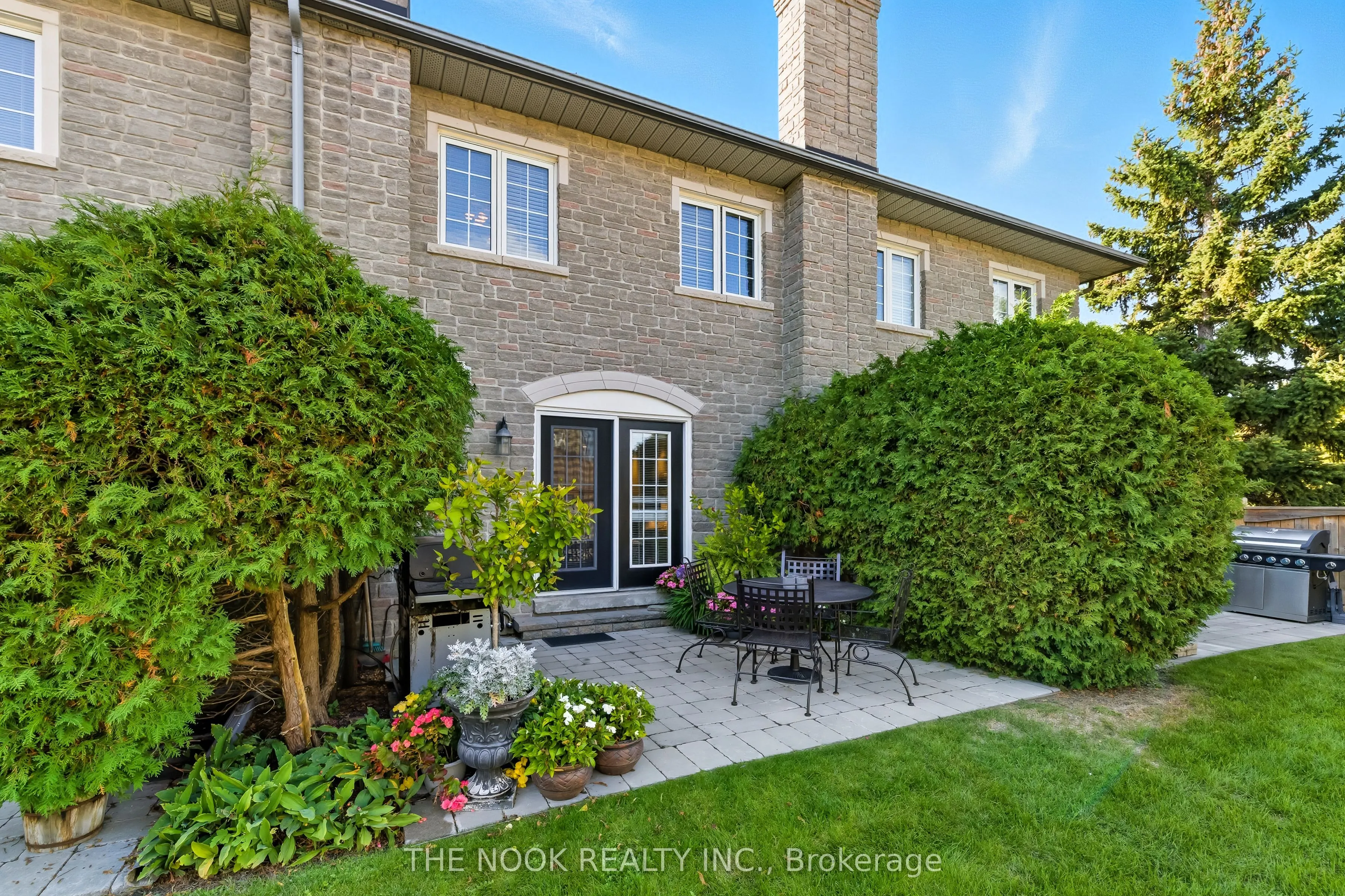 1995 Royal Road, #102