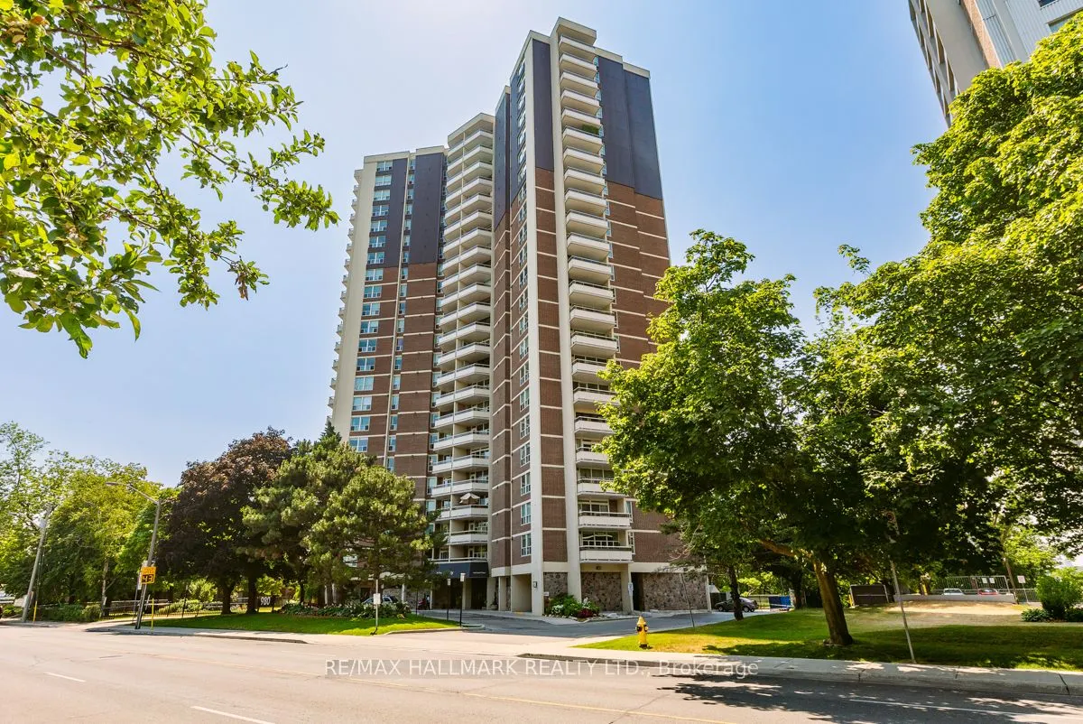 980 Broadview Avenue, #802
