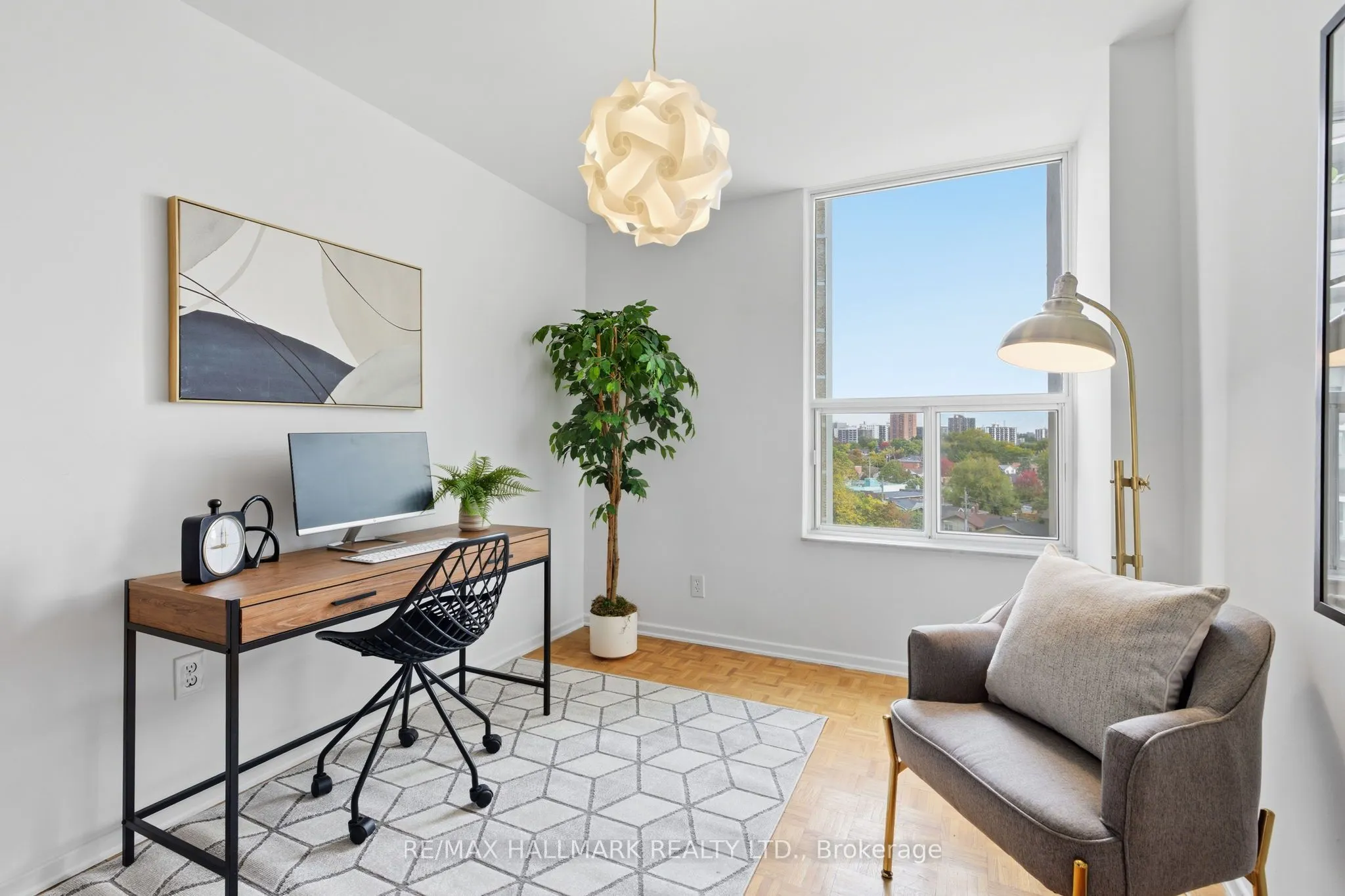 980 Broadview Avenue, #802