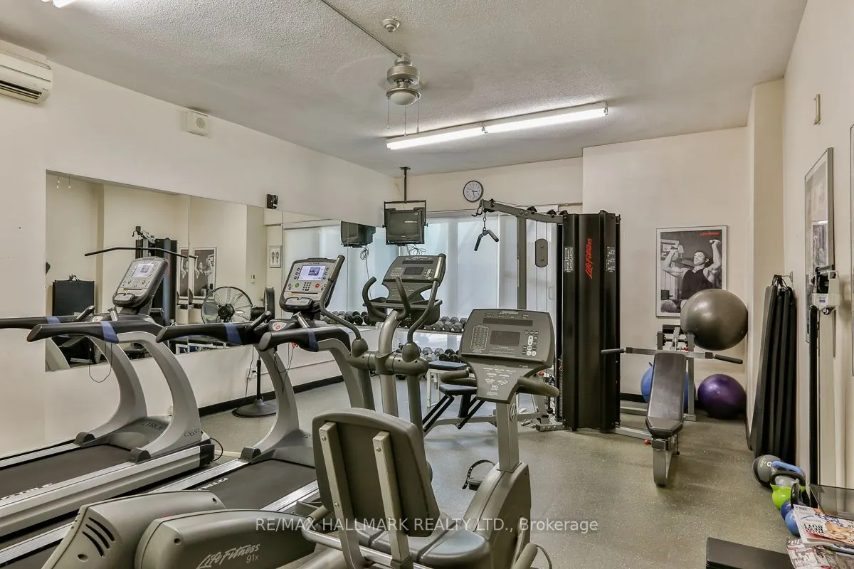 980 Broadview Avenue, #802