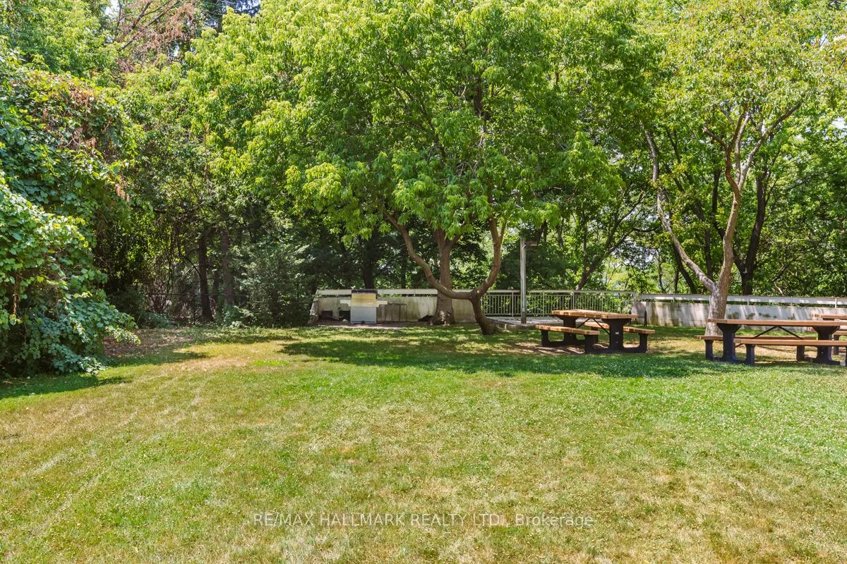 980 Broadview Avenue, #802