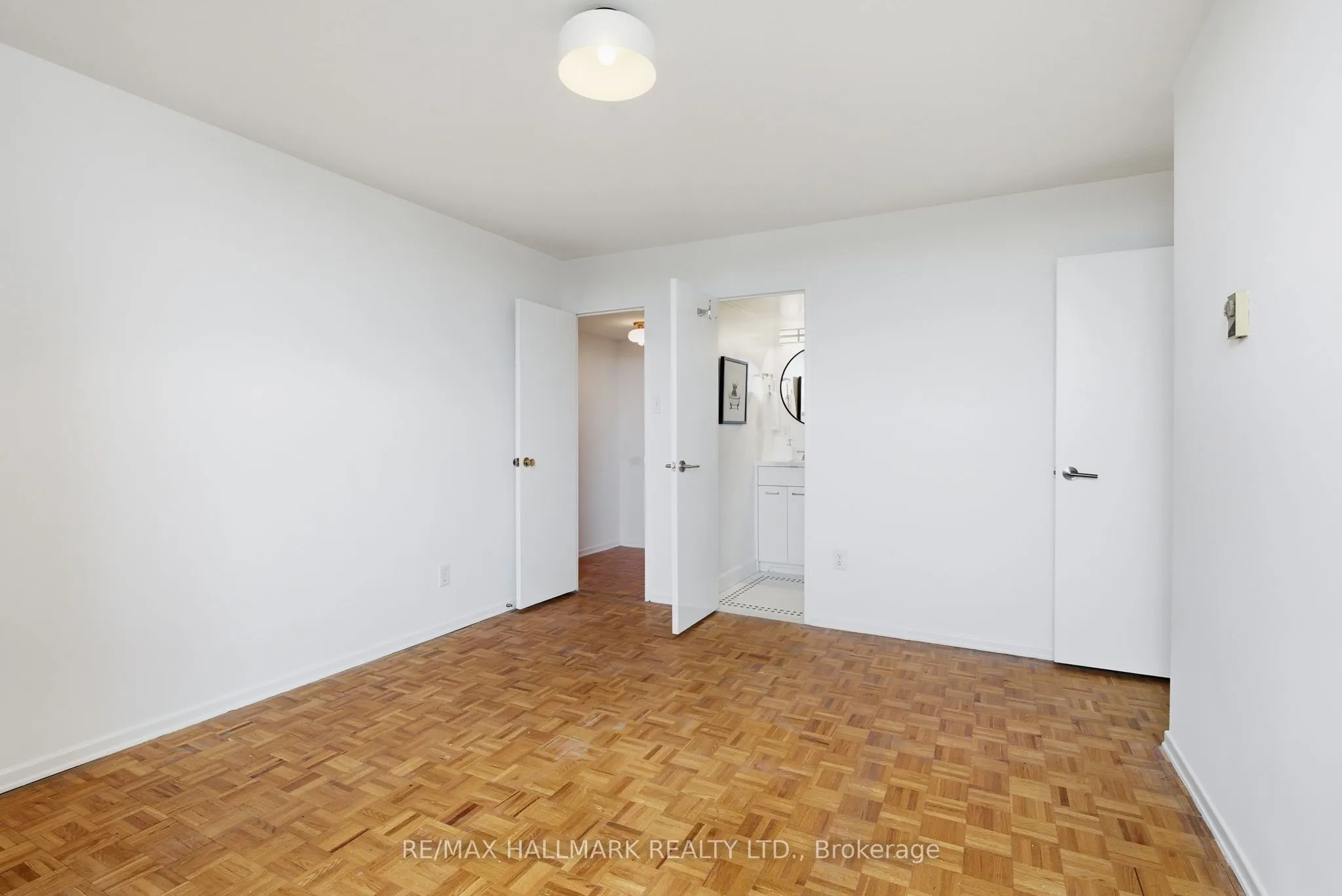 980 Broadview Avenue, #802