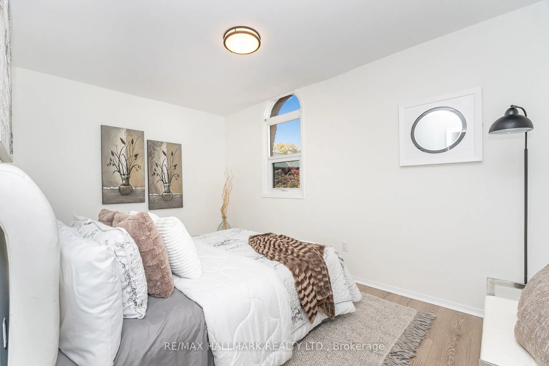 90 Kippendavie Avenue, ##5