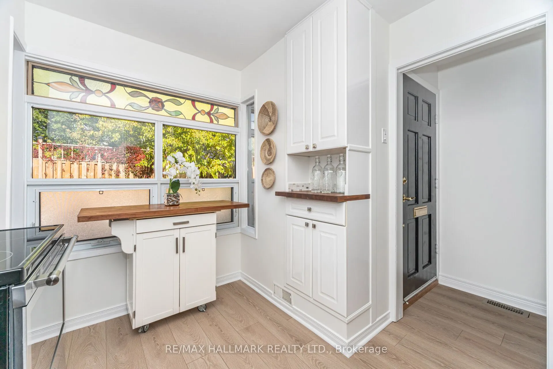 90 Kippendavie Avenue, ##5