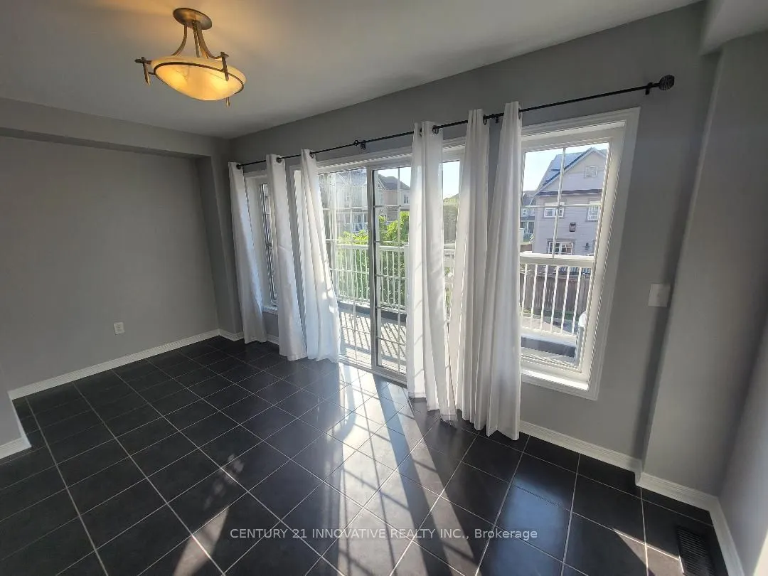 114 Harbourside Drive