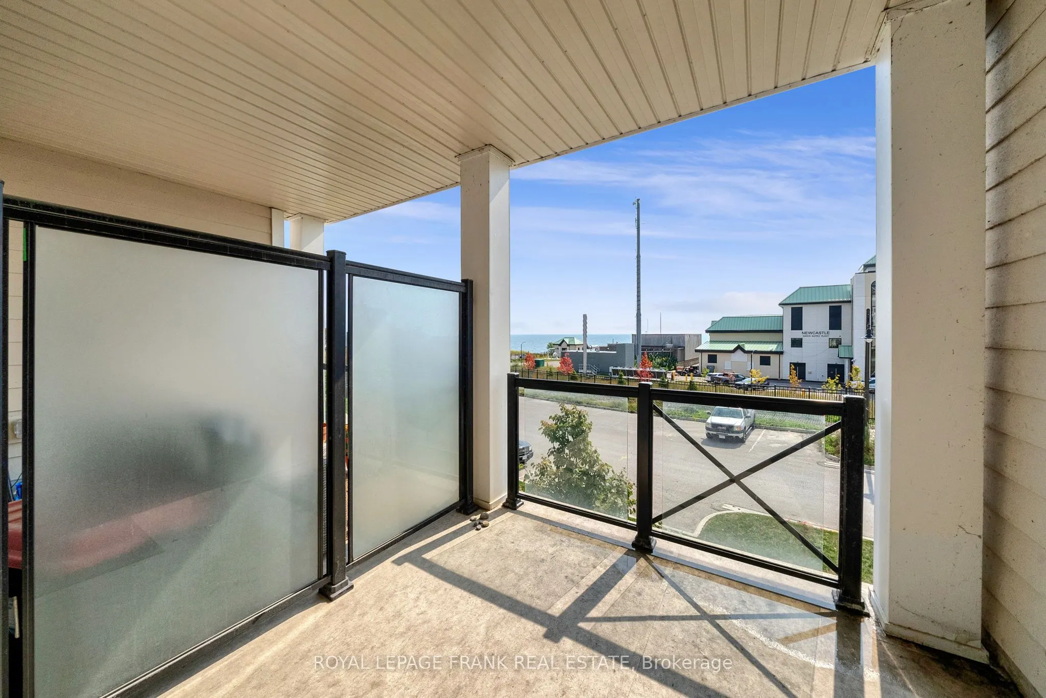 50 Lakebreeze Drive, #216