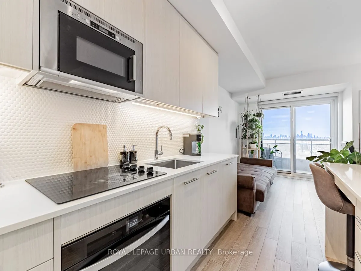 286 Main Street, #2311