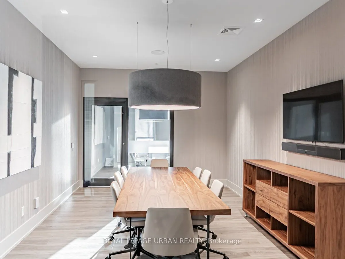 286 Main Street, #2311